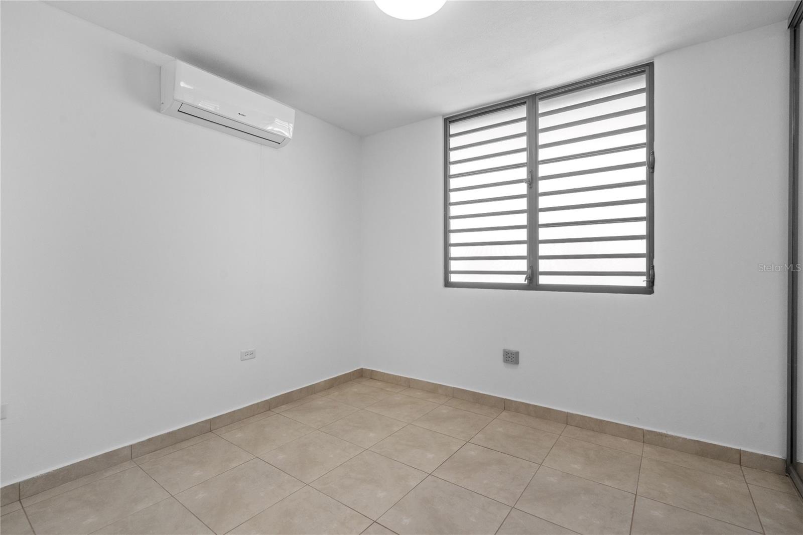 MIRADOR PARQUE ESCORIAL F-3 CALLE SERENO