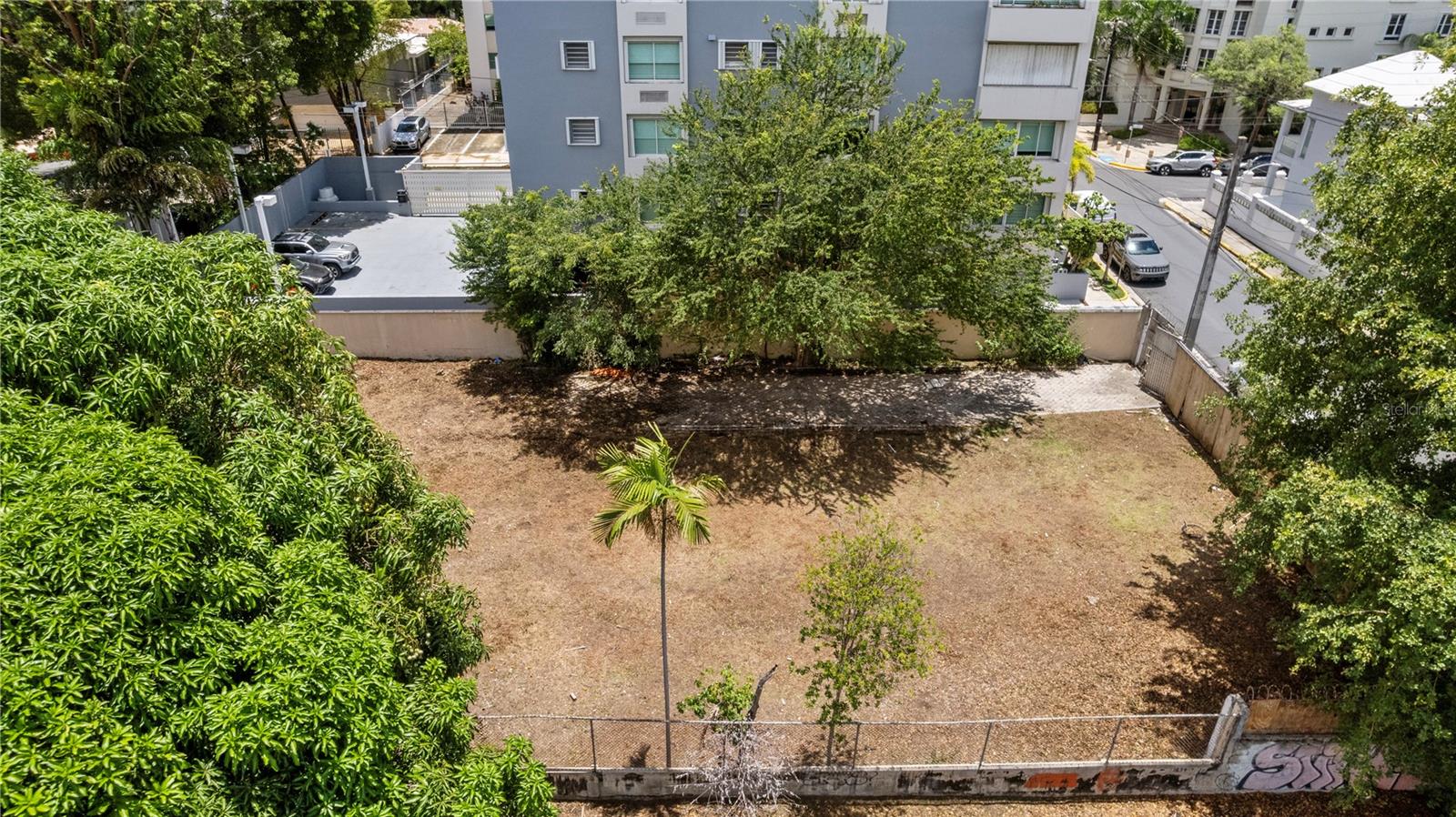 72 CALLE RODRIGUEZ SERRA