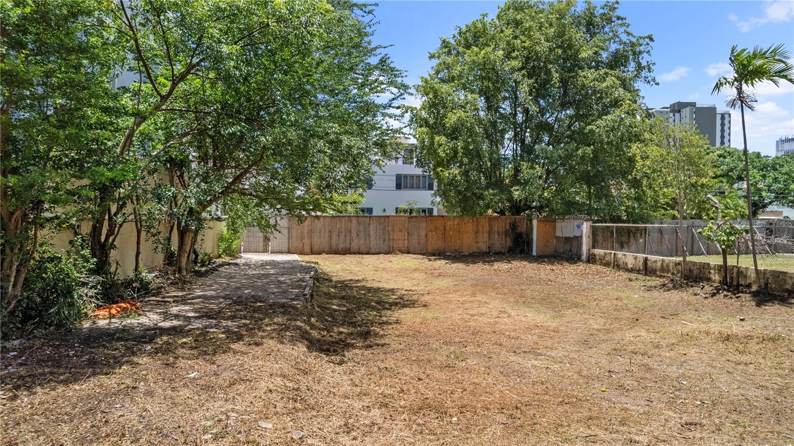 72 CALLE RODRIGUEZ SERRA