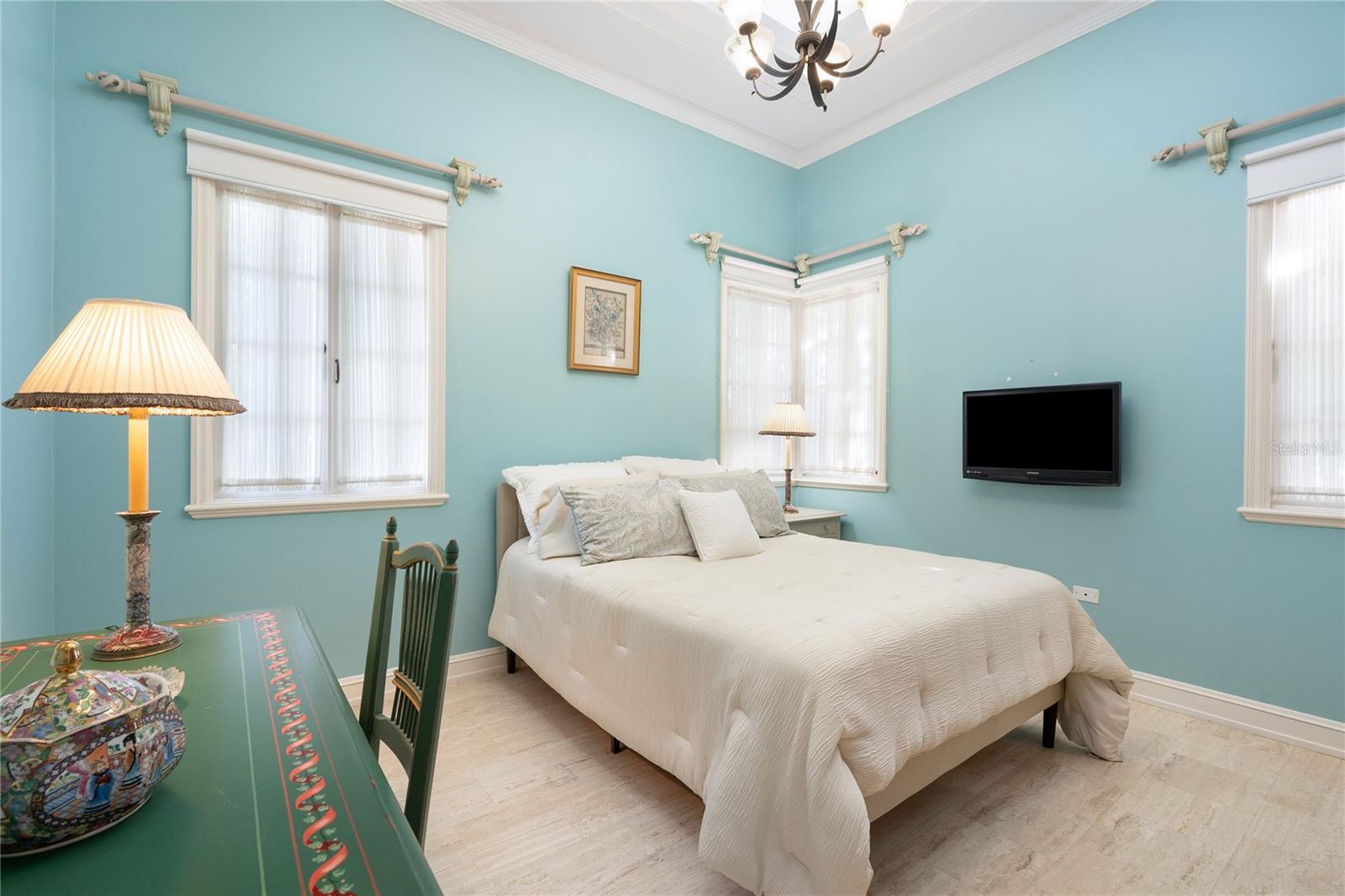 513 TINTILLO STREET ST