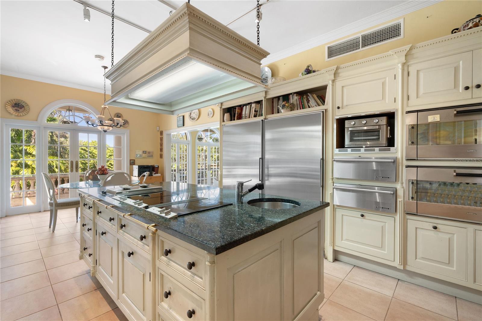 513 TINTILLO STREET ST