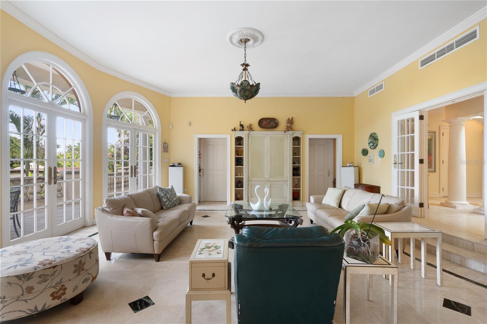 513 TINTILLO STREET ST