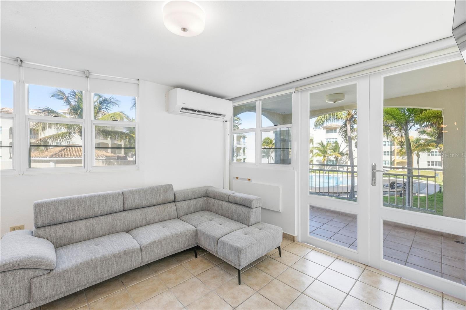 H202 HAUDIMAR CONDOMINIUM #H202
