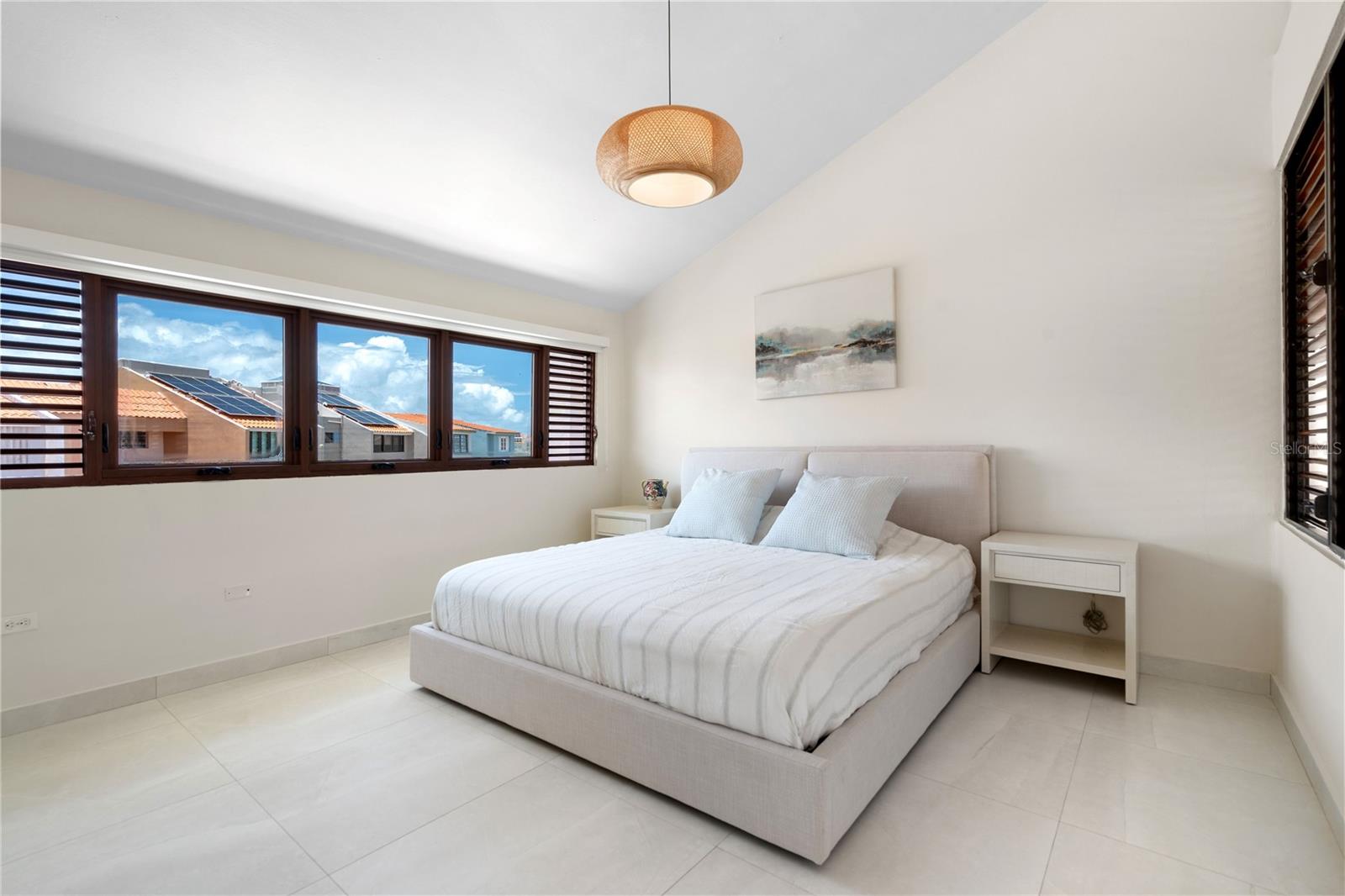 260 HARBOUR DRIVE #13