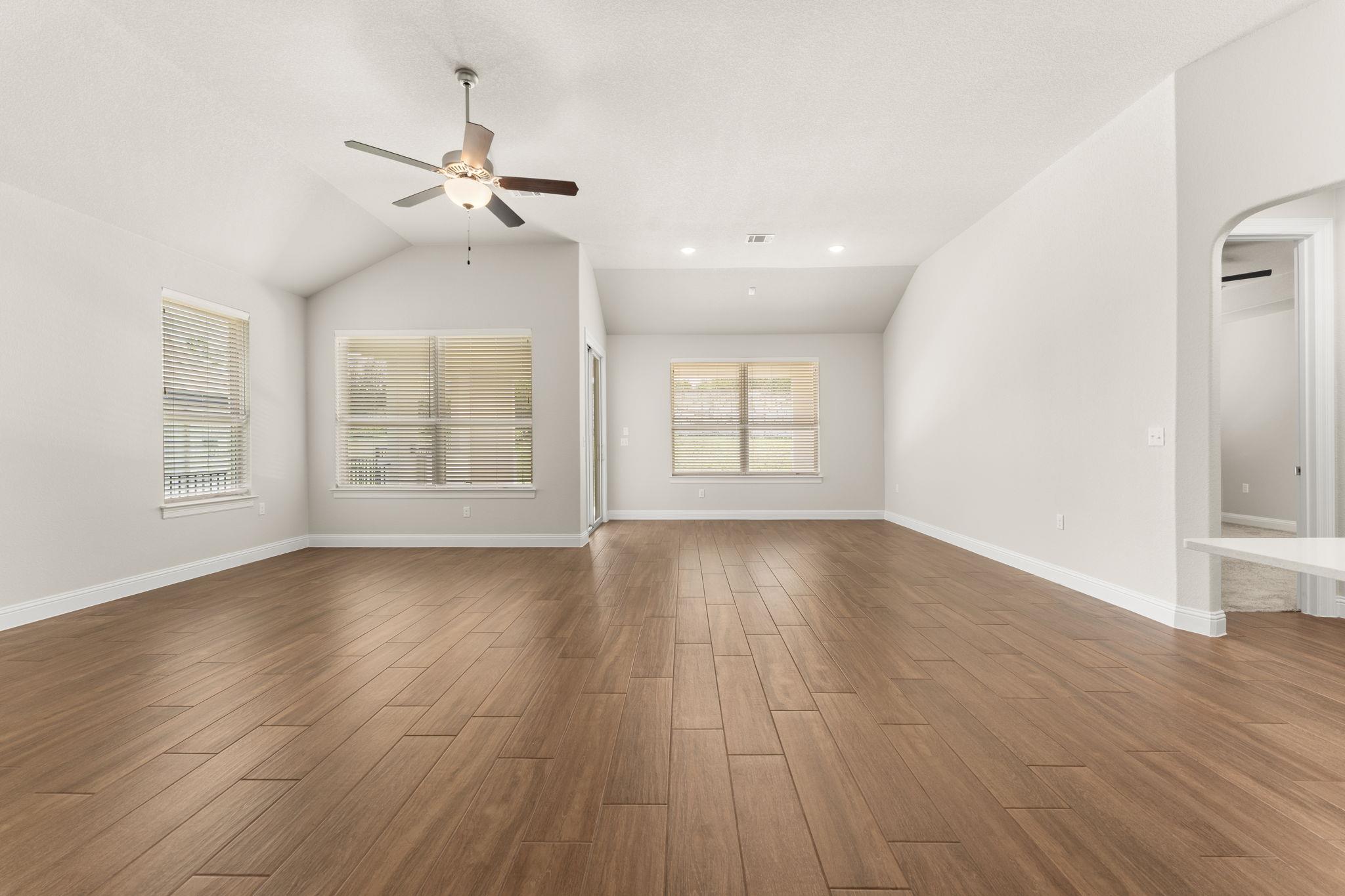 216 Gulfton ST