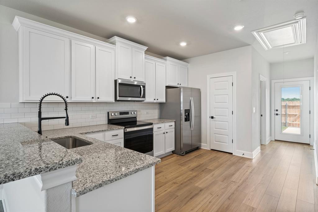 9316 Gladsome PATH