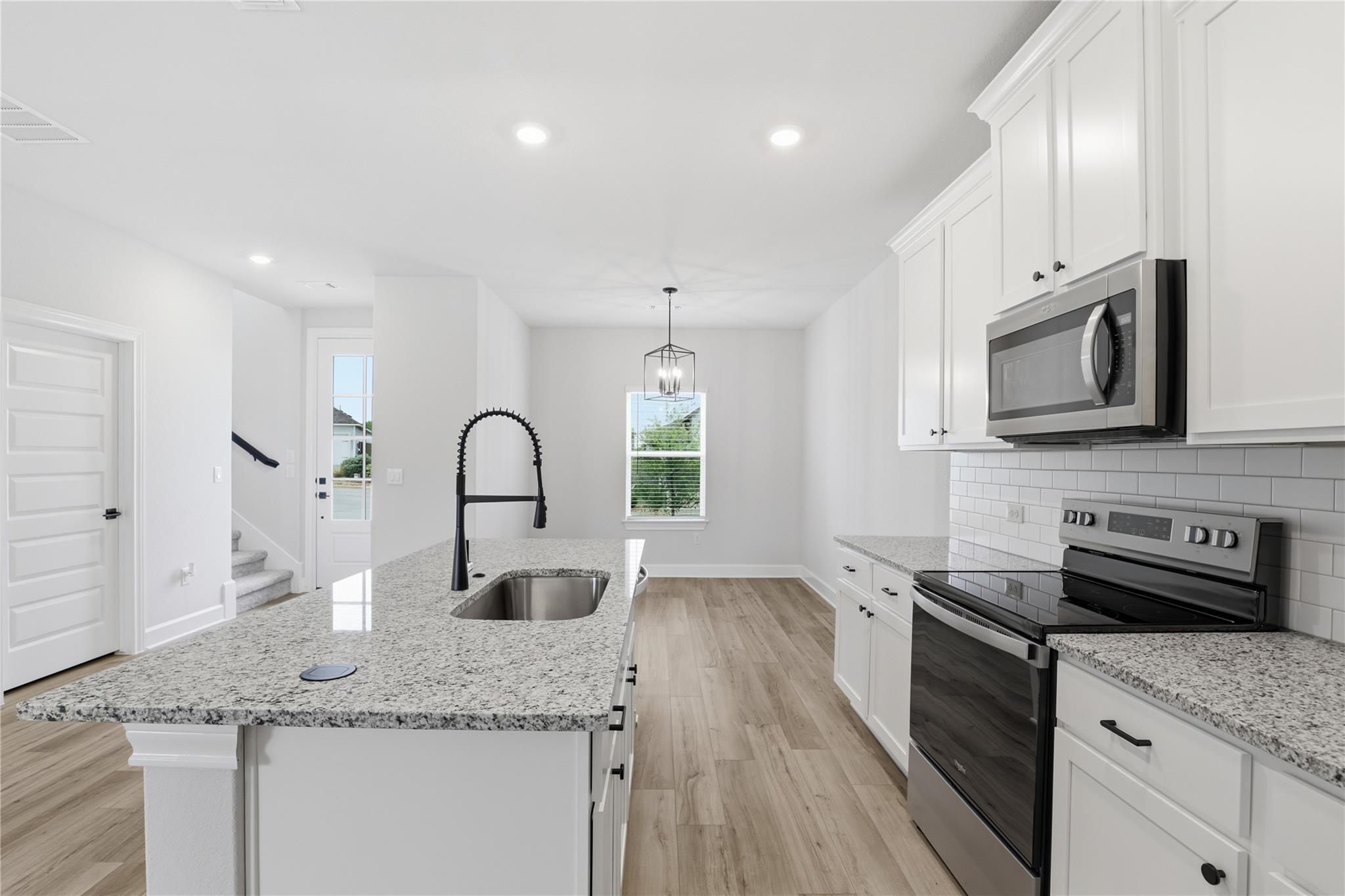 9320 Gladsome PATH