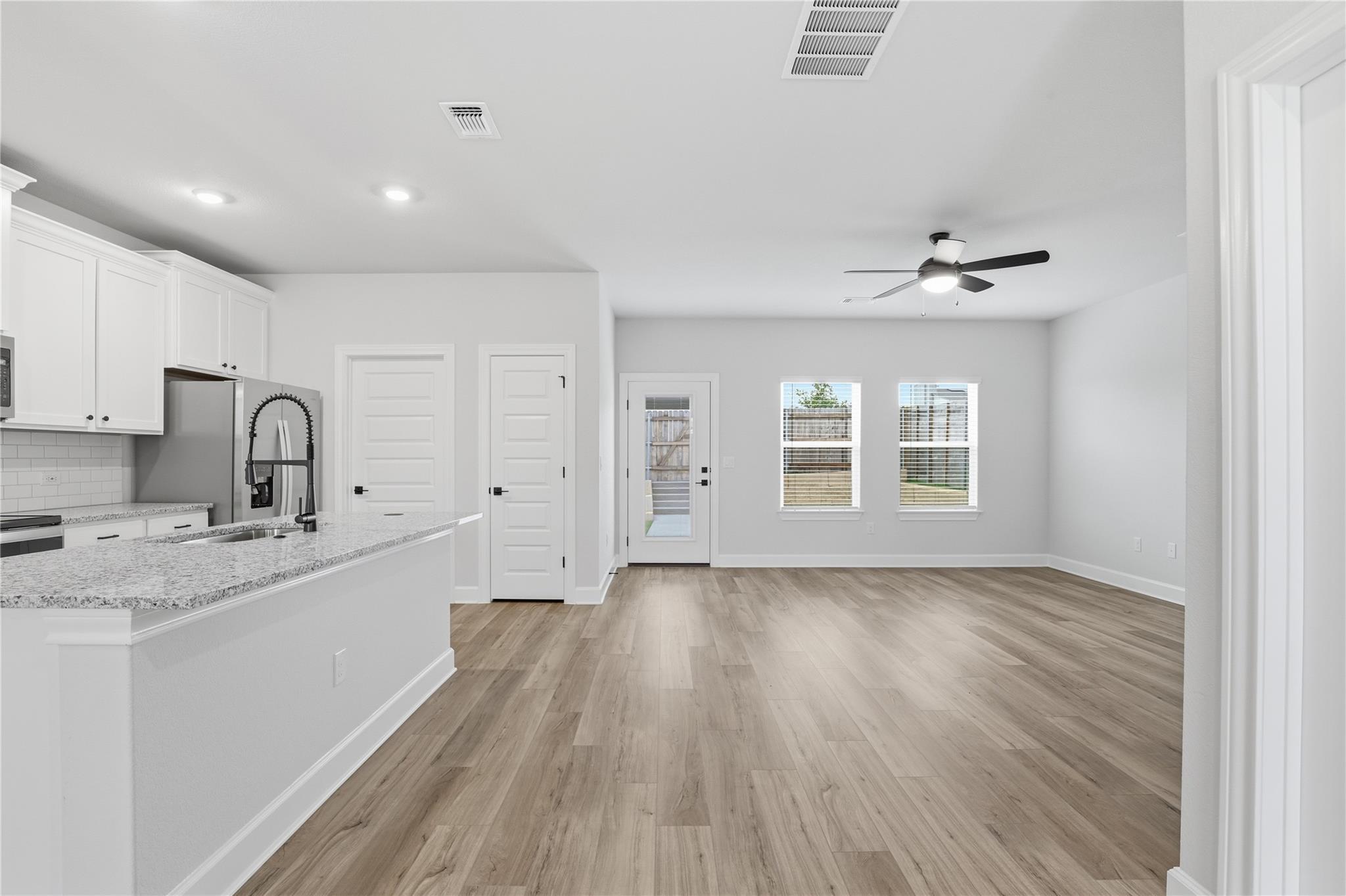 9320 Gladsome PATH