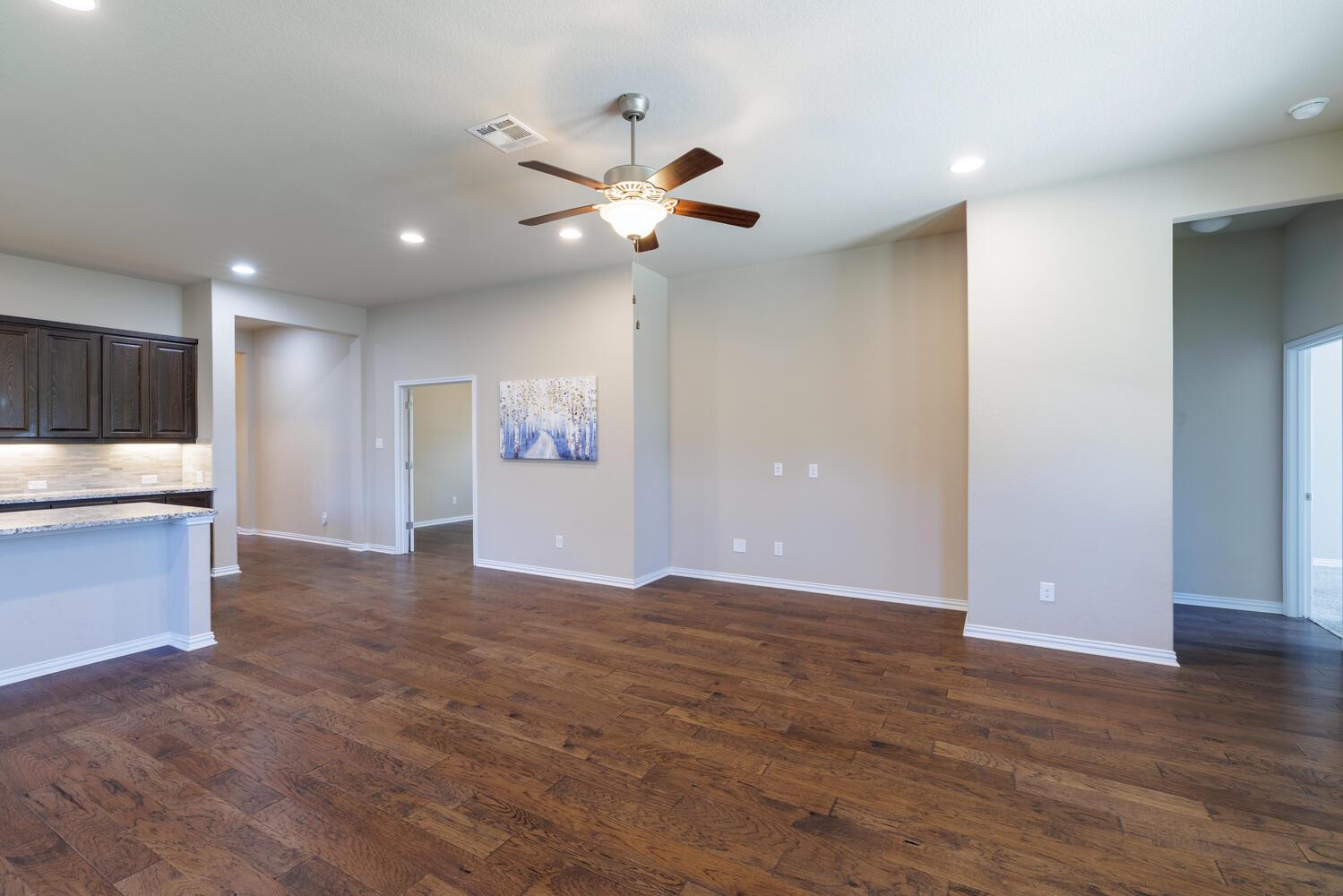304 Leon LOOP