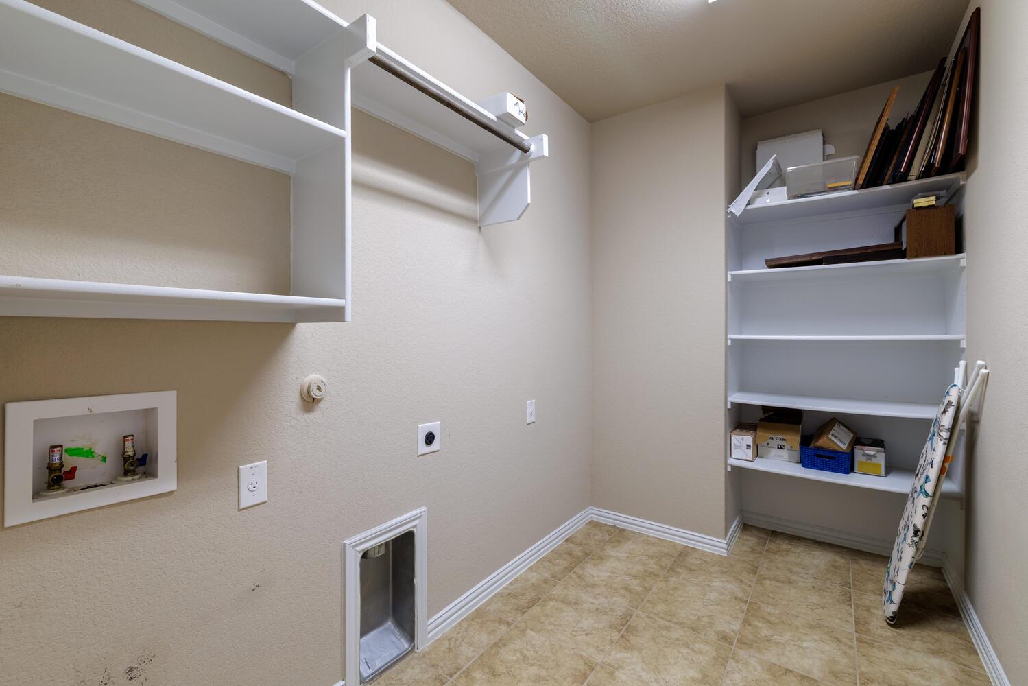 304 Leon LOOP