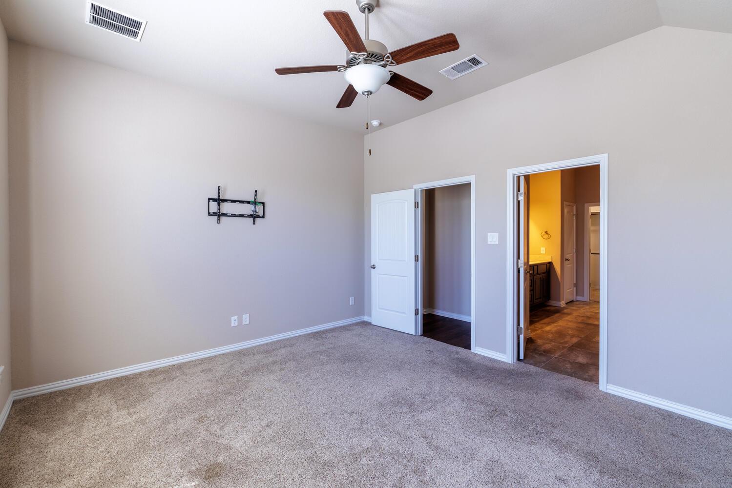 304 Leon LOOP