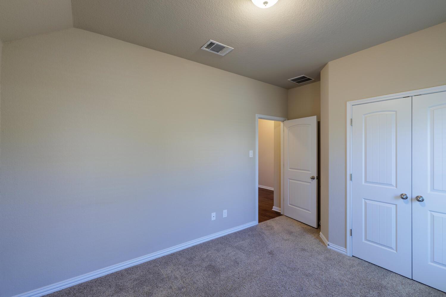 304 Leon LOOP