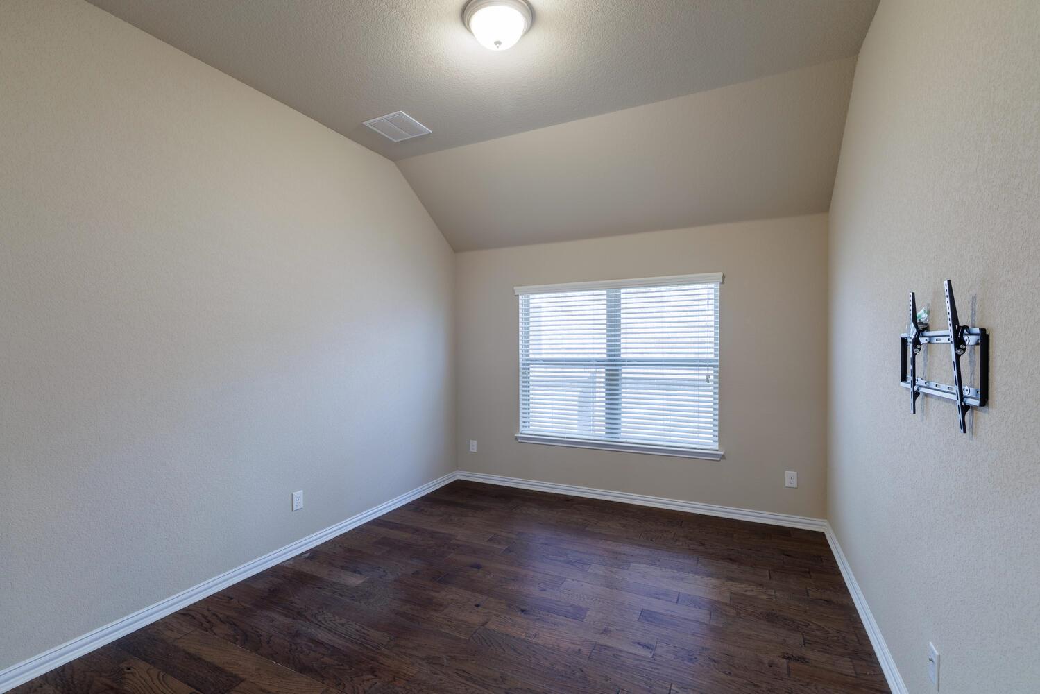 304 Leon LOOP