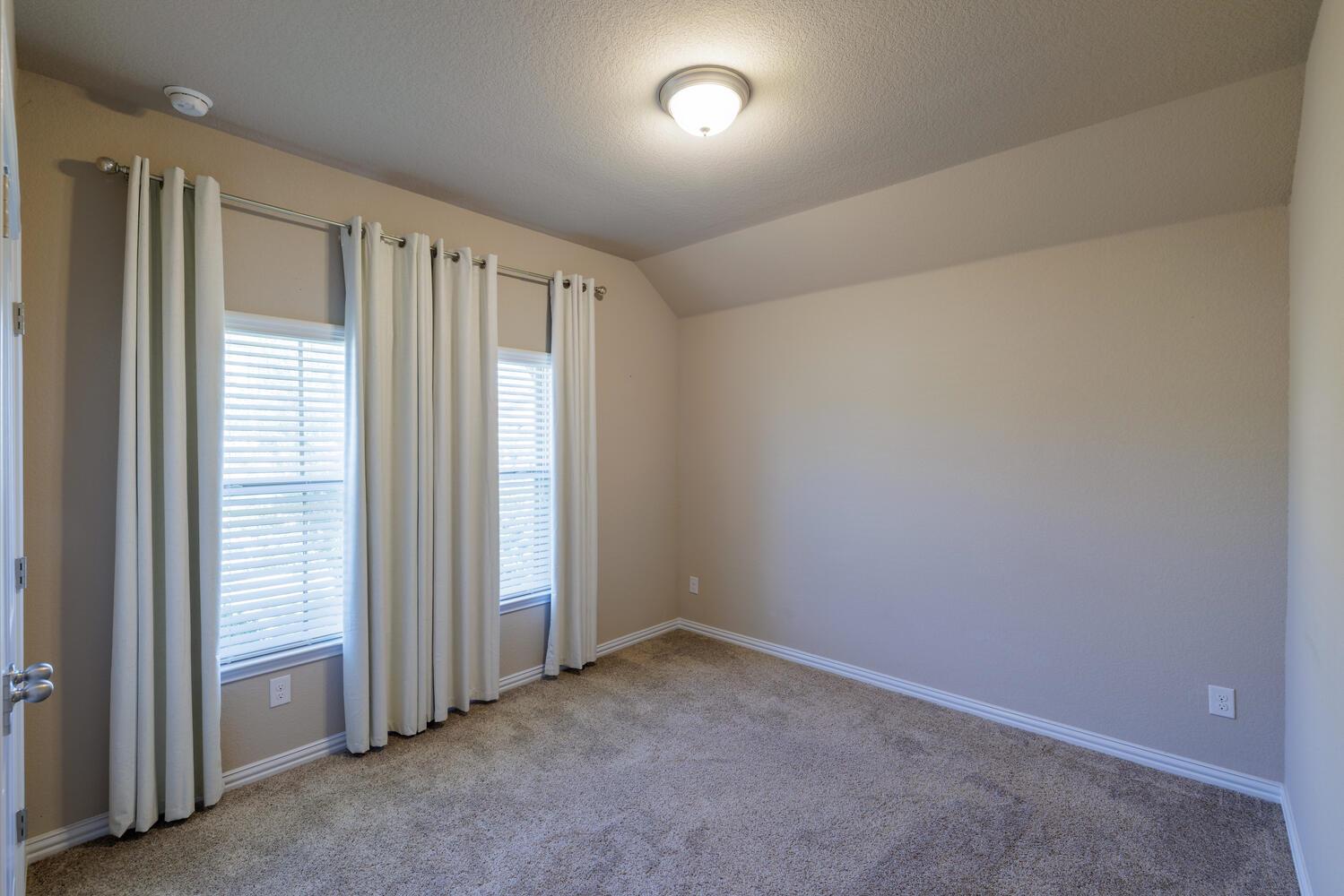 304 Leon LOOP