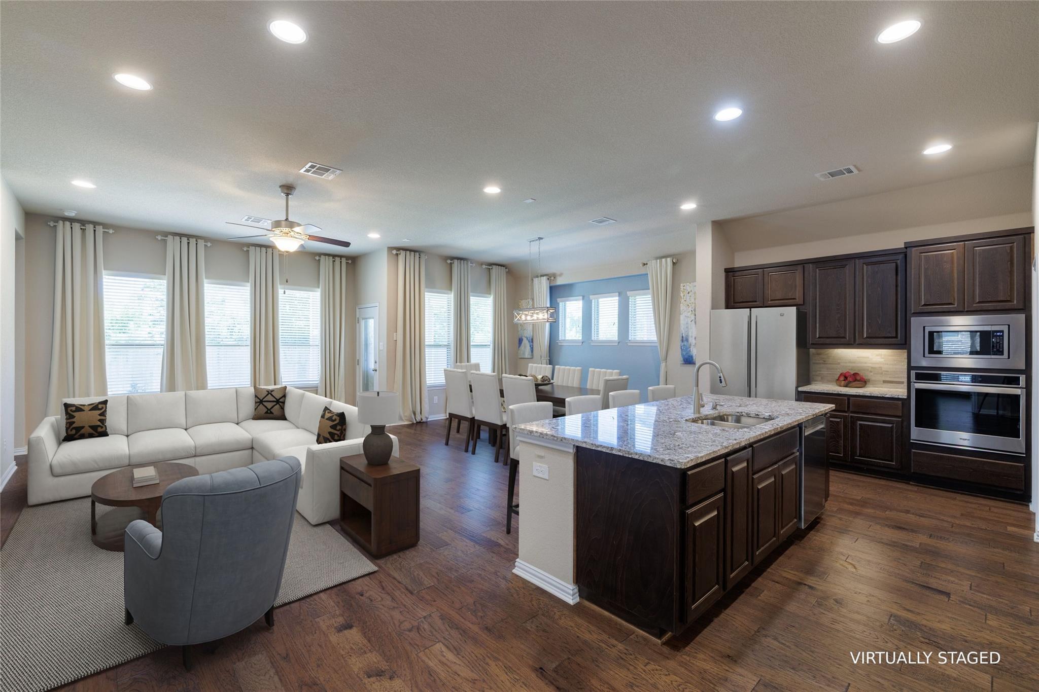 304 Leon LOOP
