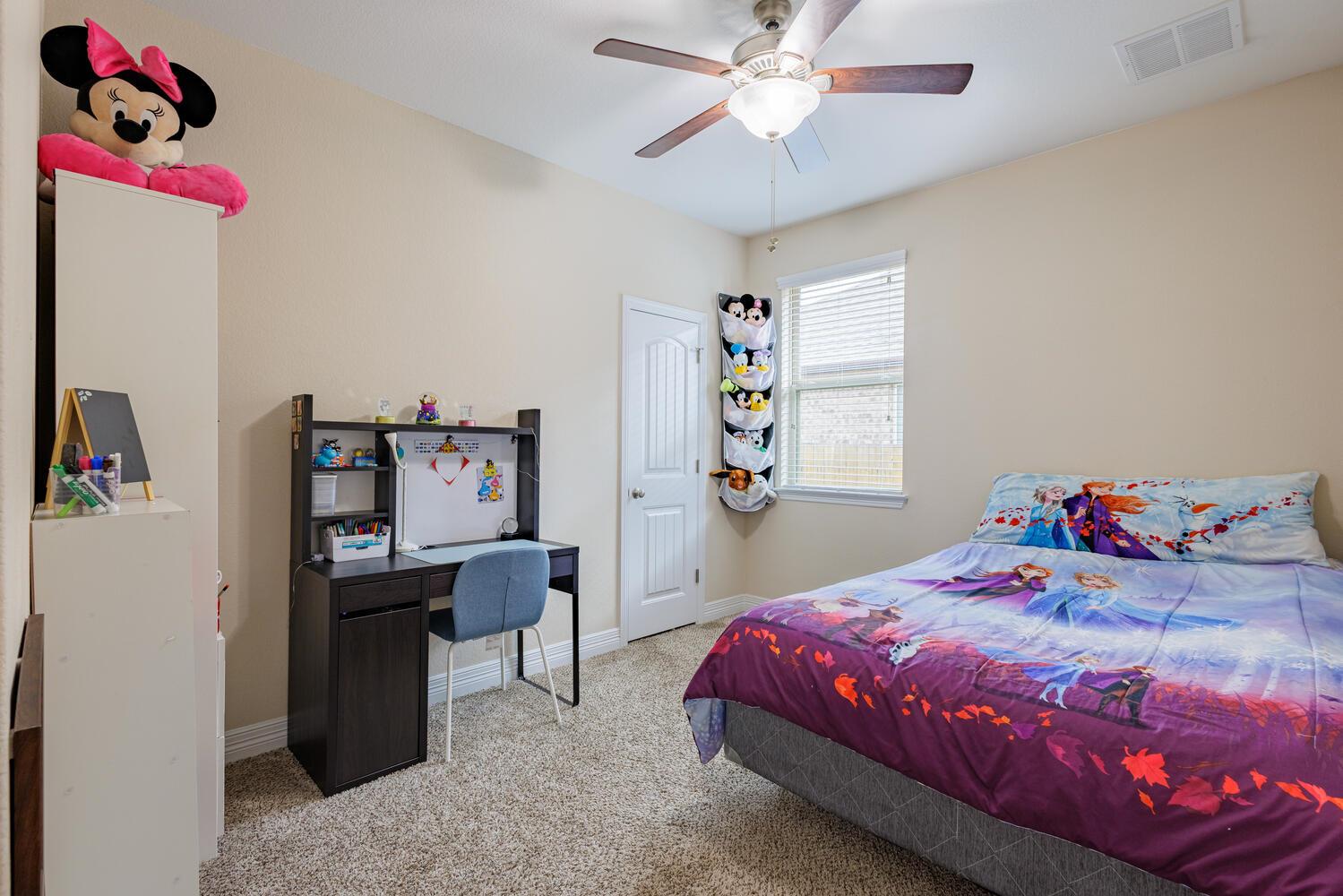 216 Blue Waterleaf LN