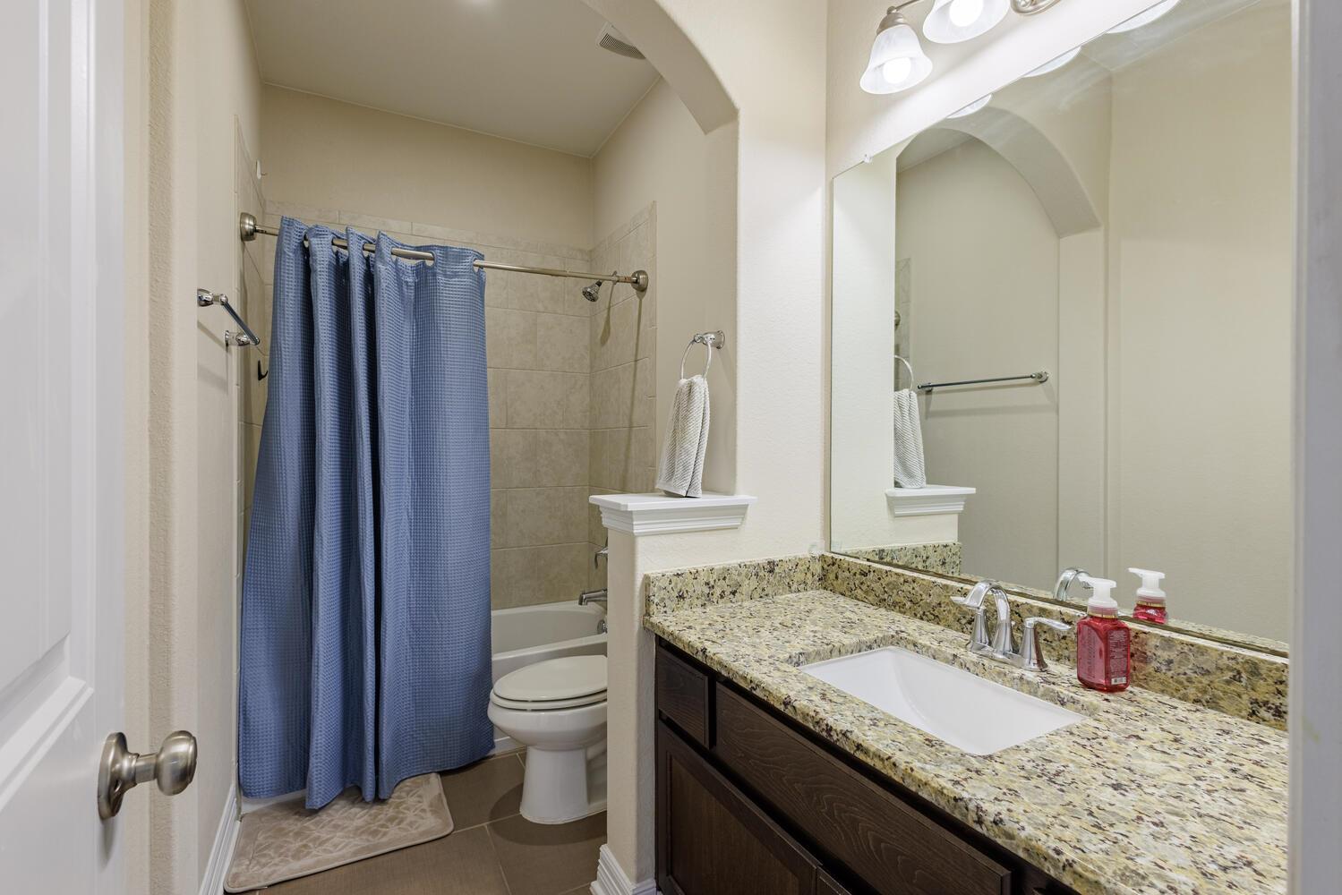 216 Blue Waterleaf LN