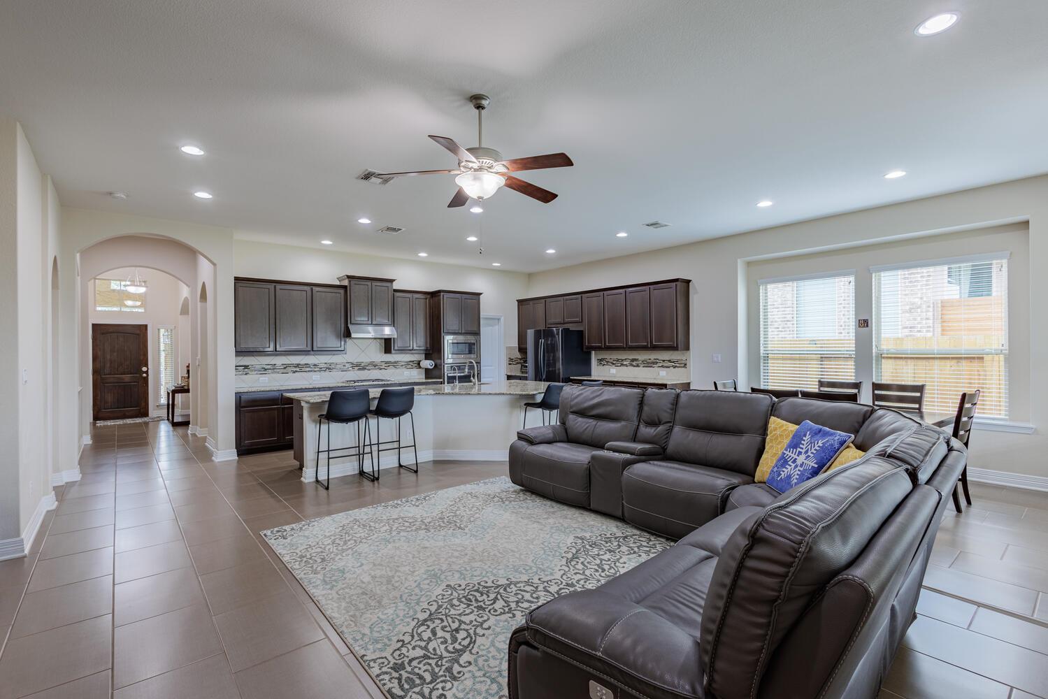 216 Blue Waterleaf LN
