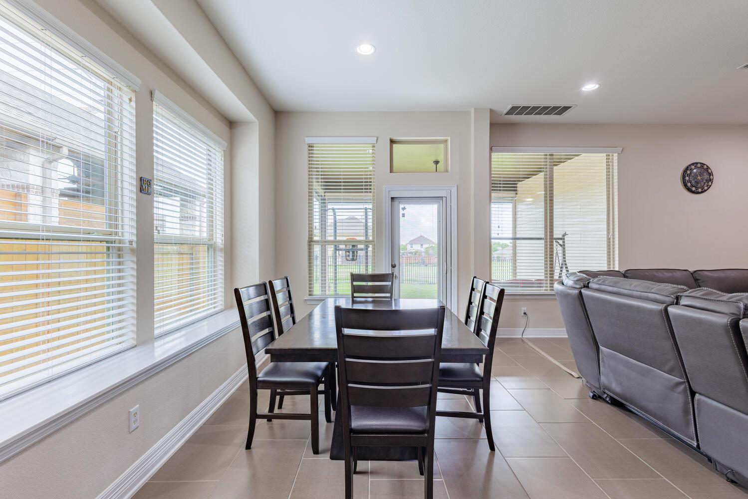 216 Blue Waterleaf LN