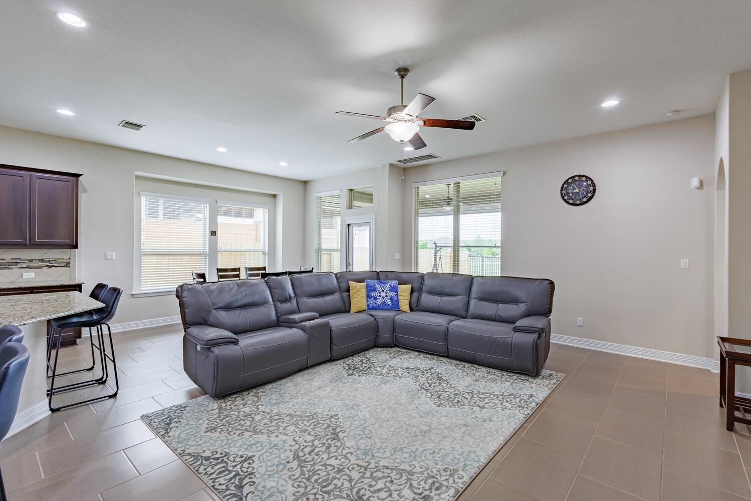 216 Blue Waterleaf LN