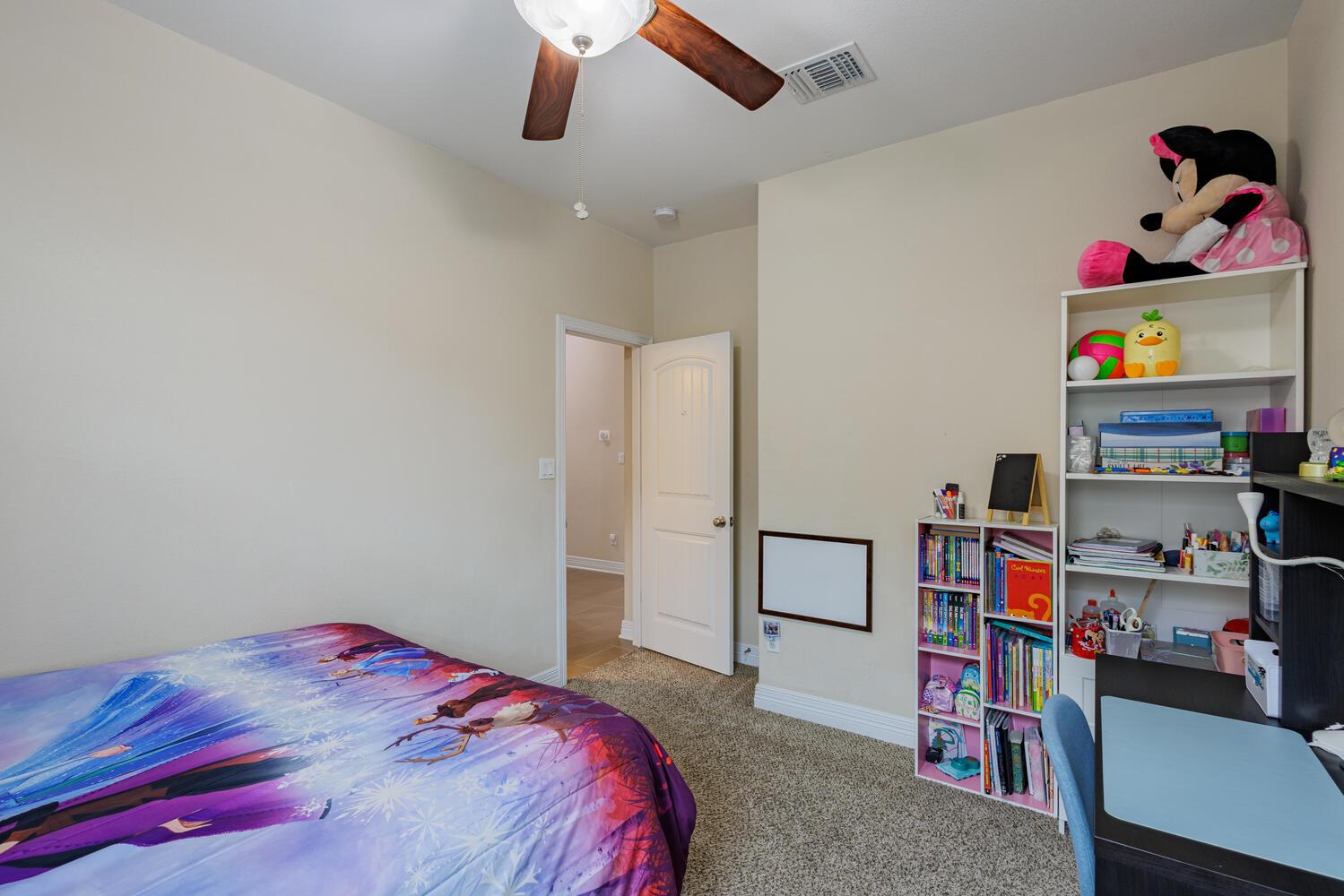 216 Blue Waterleaf LN