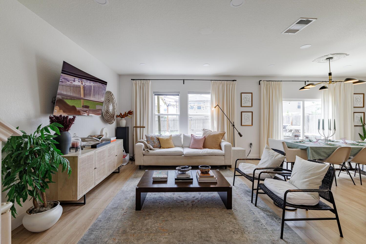 225 Wonderful Life WAY