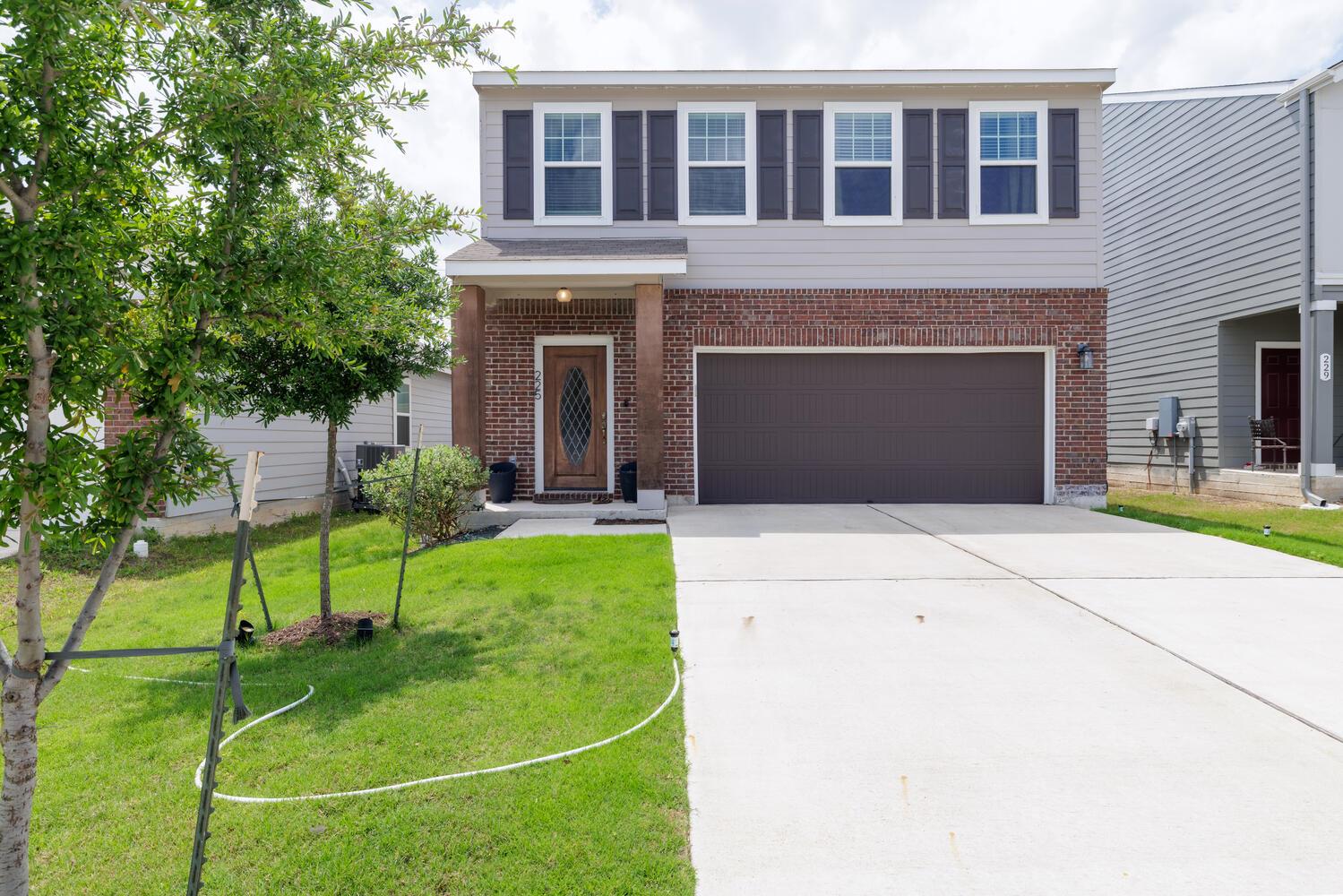 225 Wonderful Life WAY