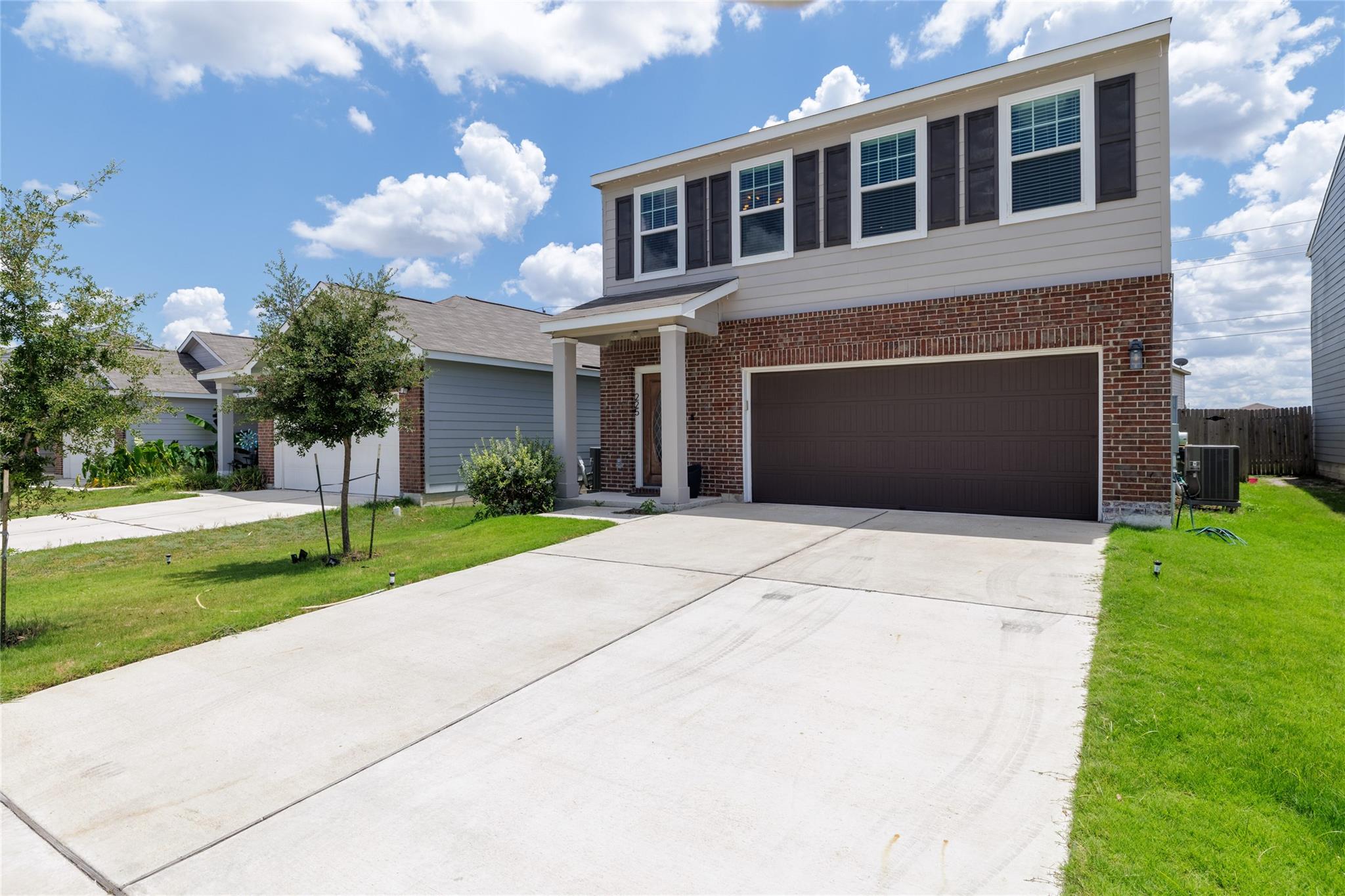 225 Wonderful Life WAY