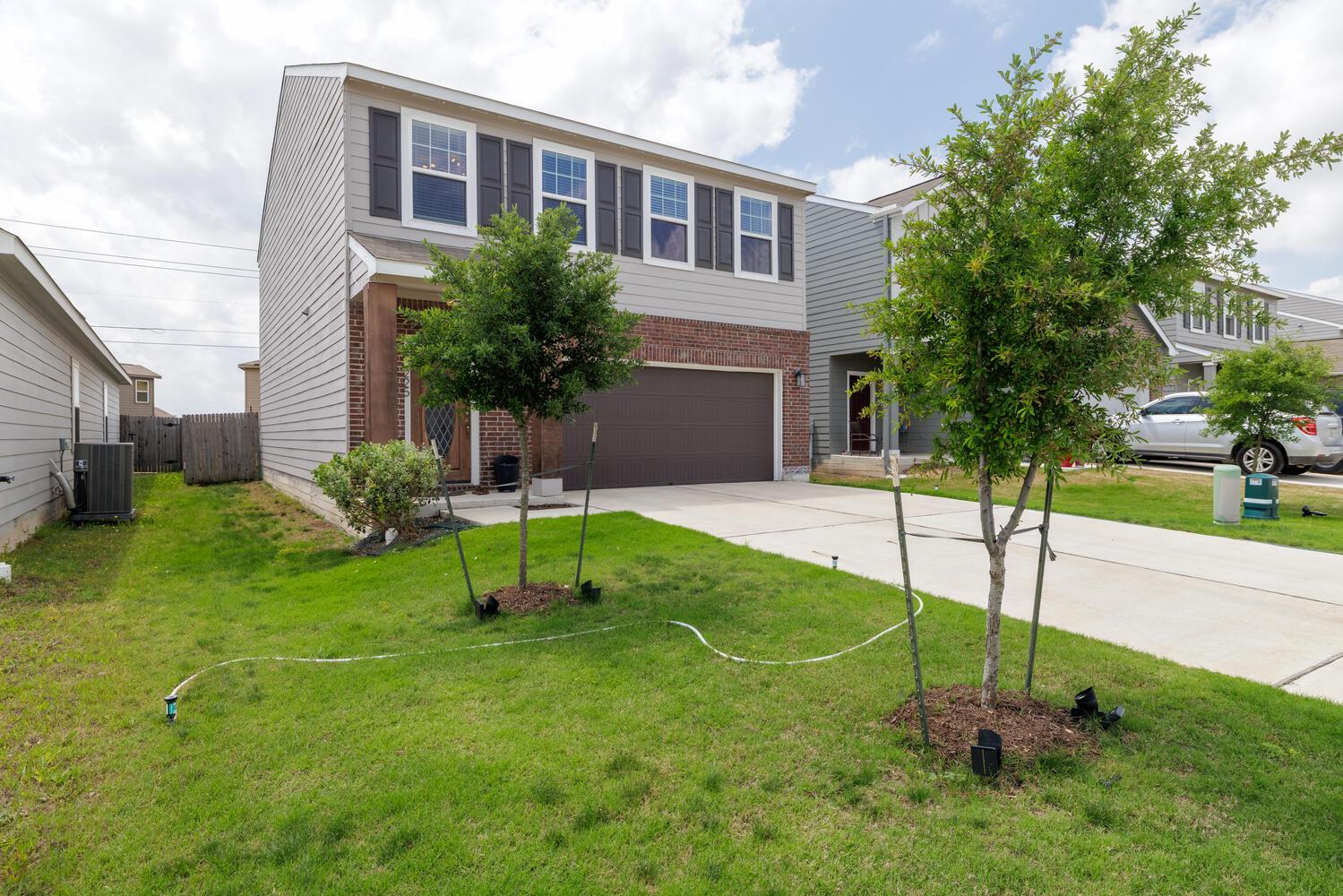 225 Wonderful Life WAY