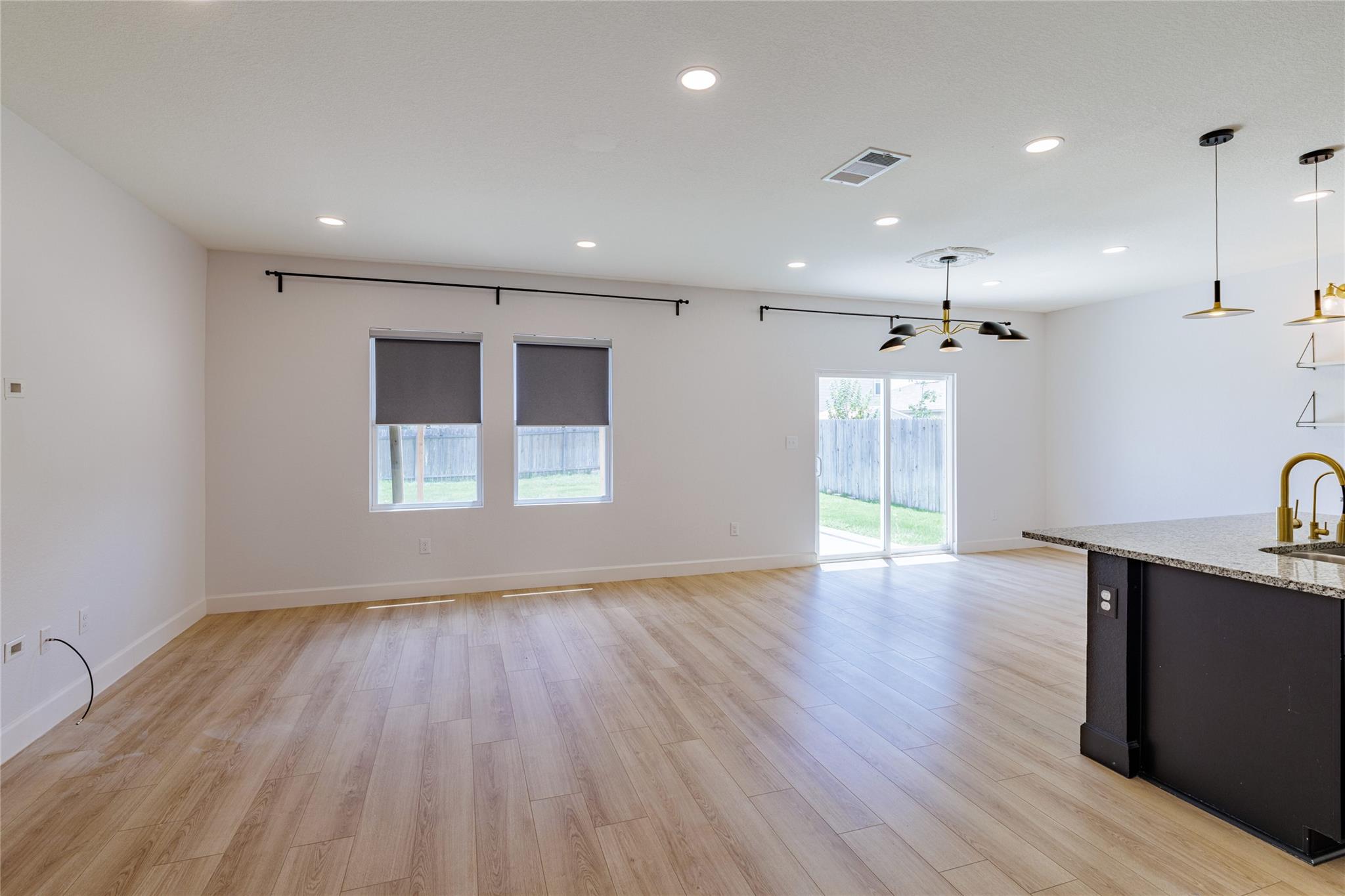 225 Wonderful Life WAY, Jarrell