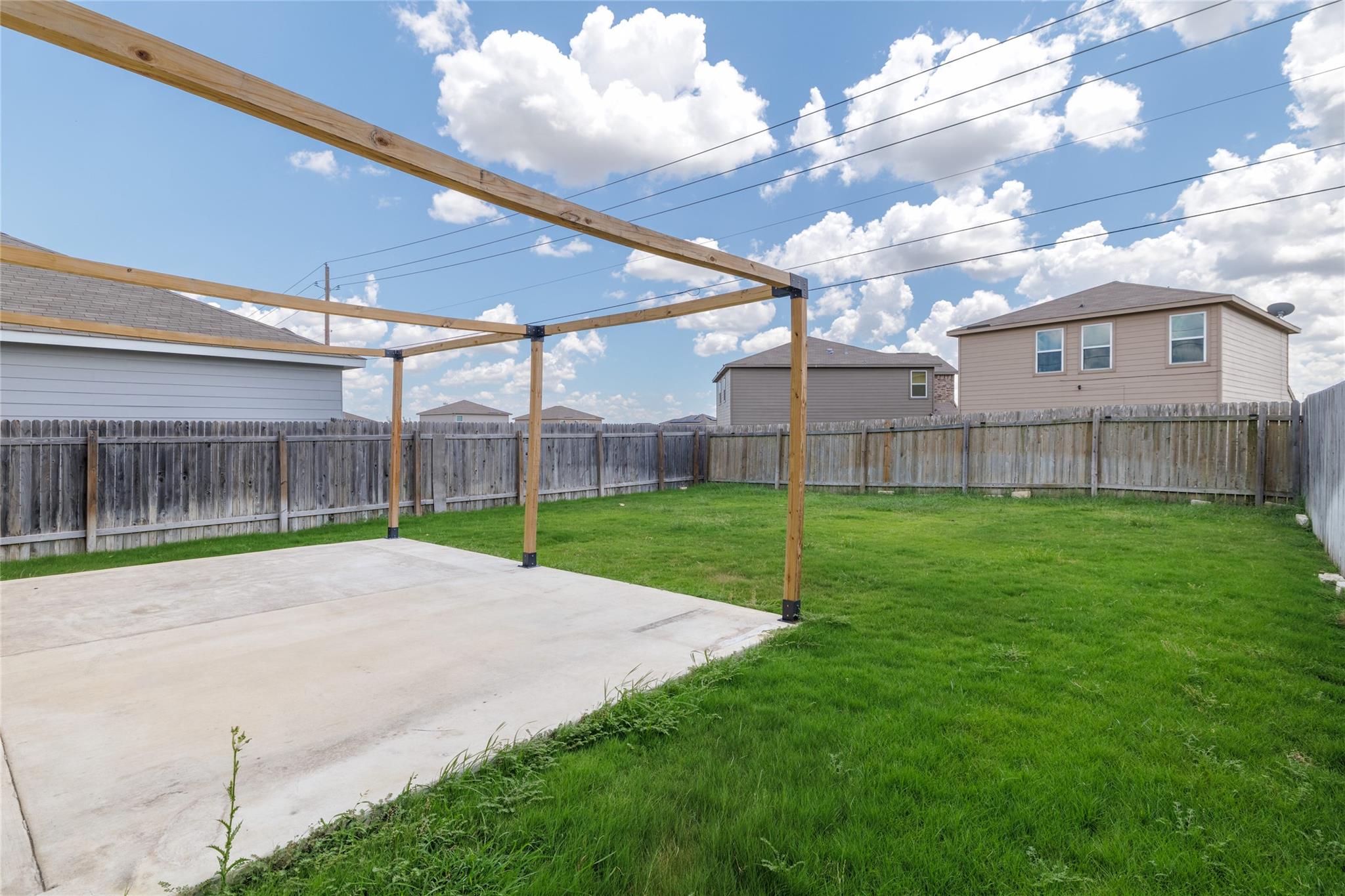 225 Wonderful Life WAY, Jarrell