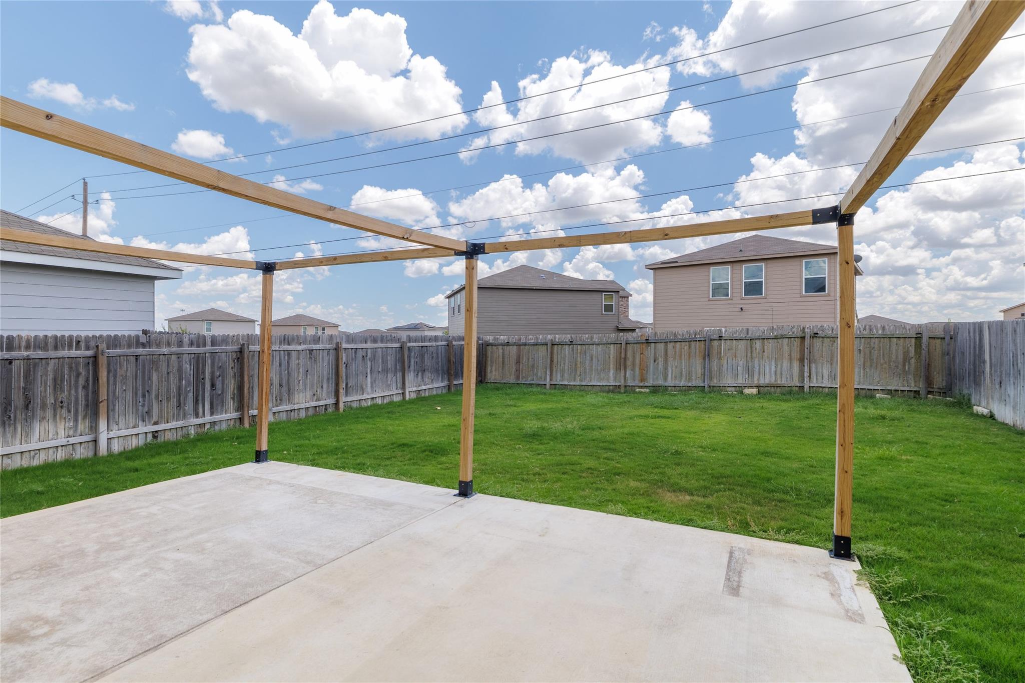 225 Wonderful Life WAY, Jarrell