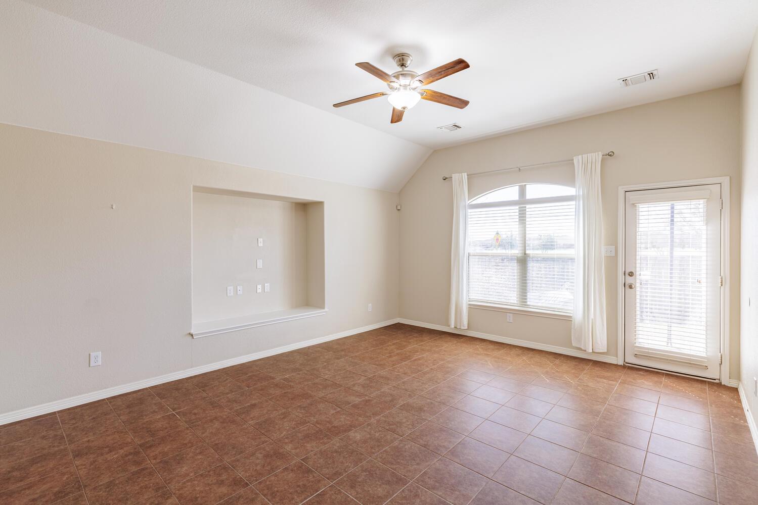 2532 Santa Barbara LOOP