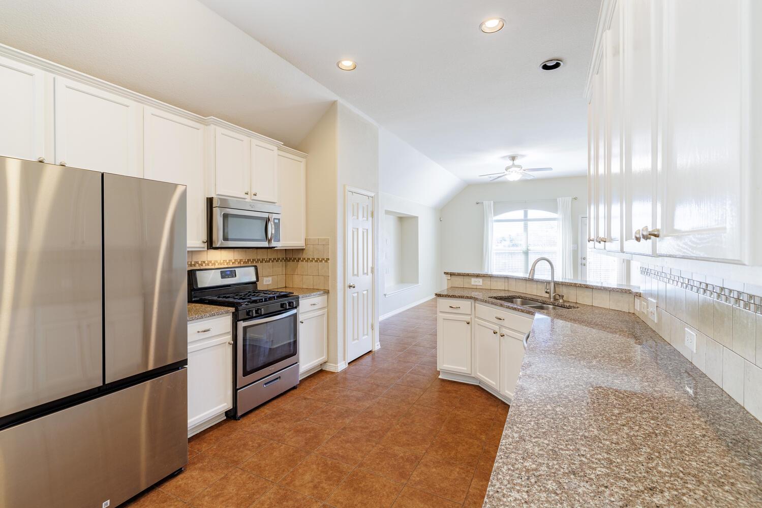 2532 Santa Barbara LOOP