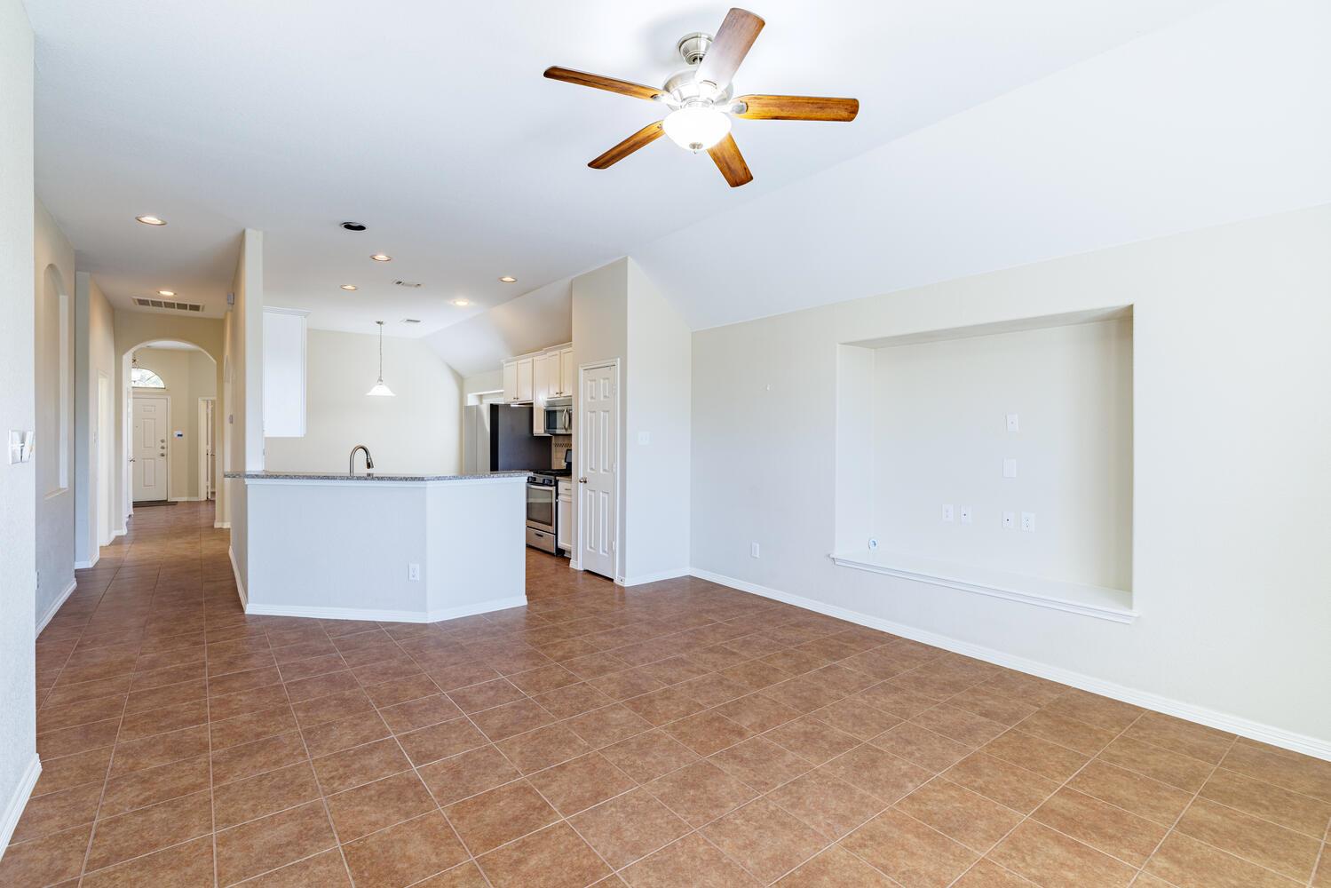 2532 Santa Barbara LOOP