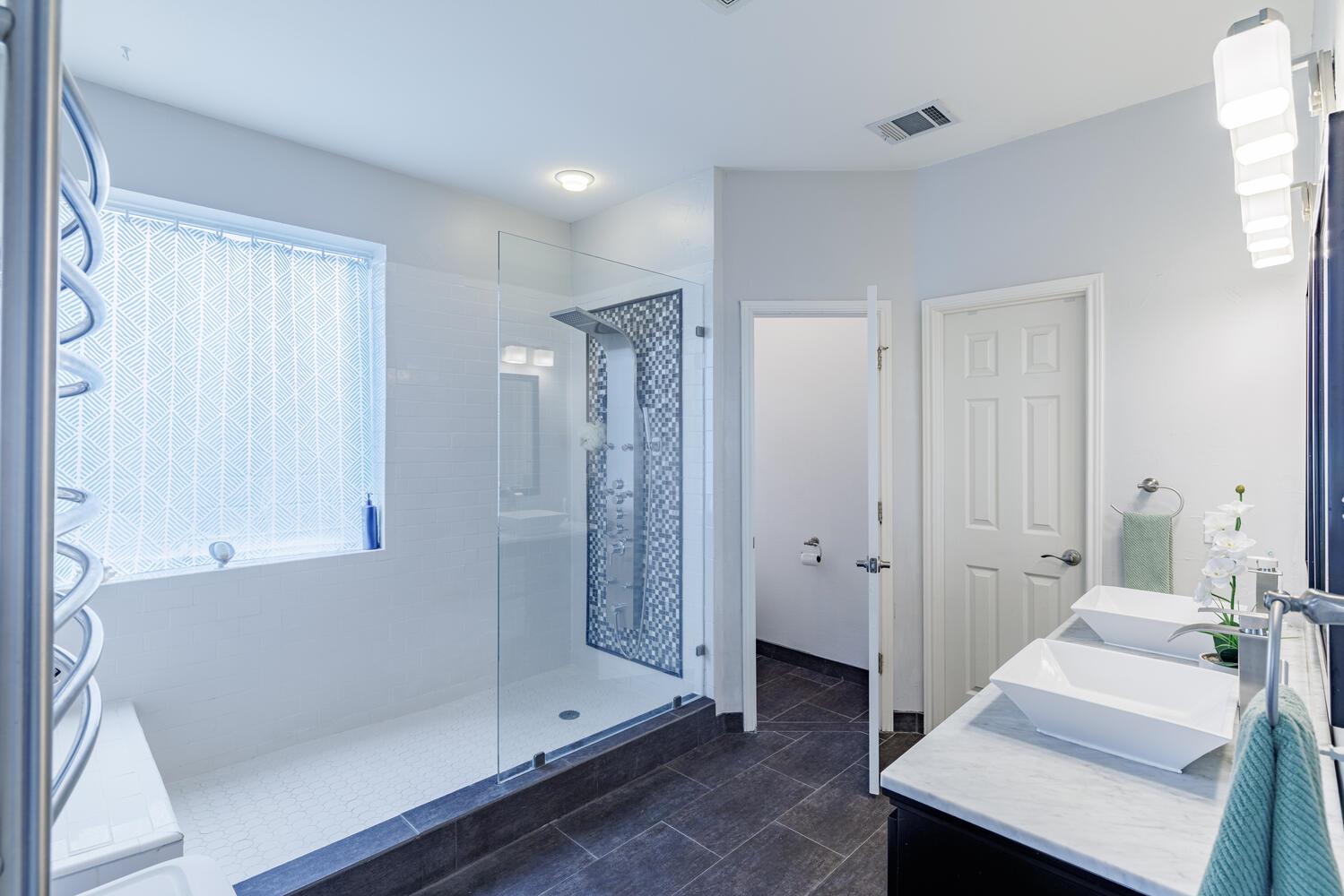 3840 Harvey Penick DR