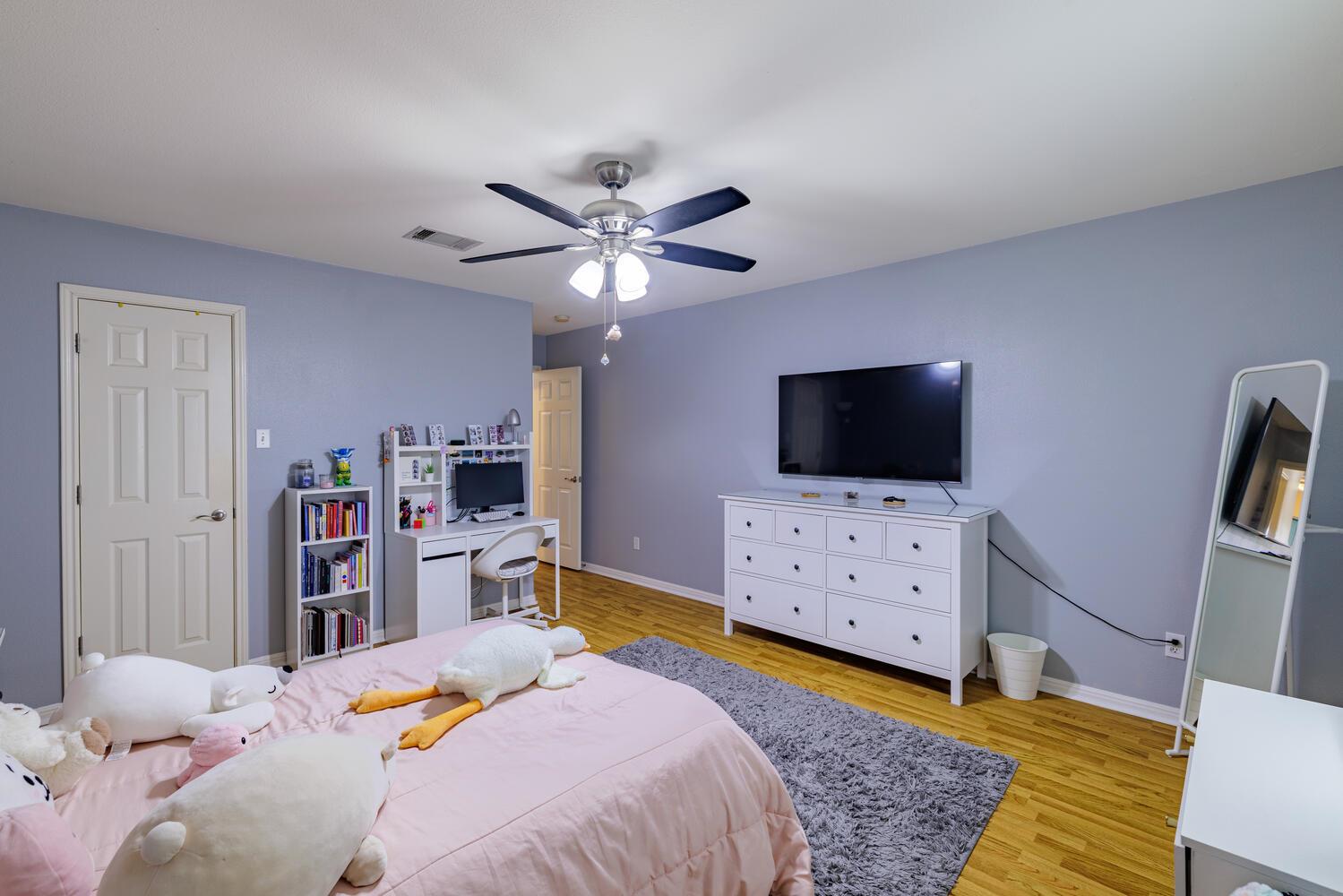 3840 Harvey Penick DR