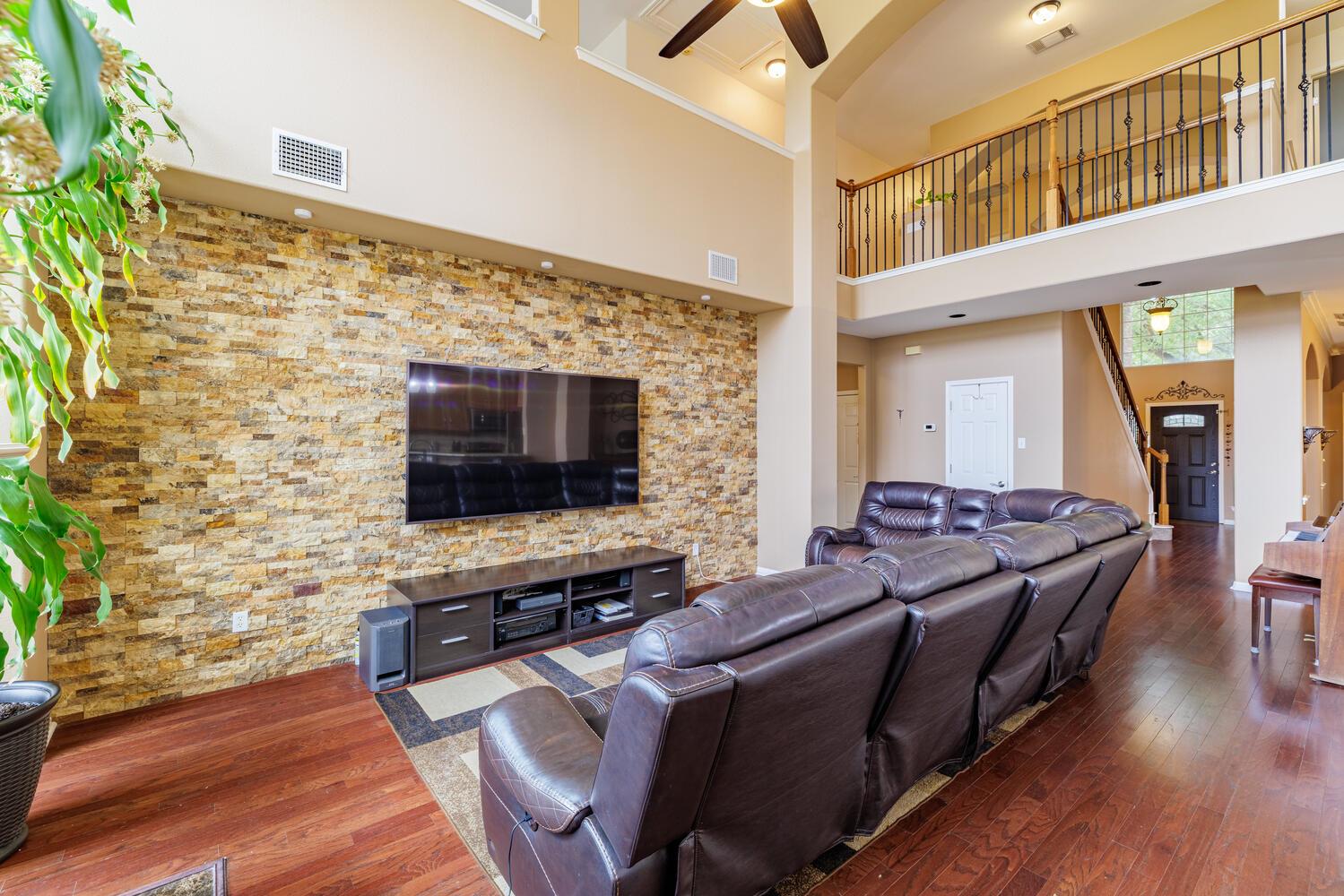 3840 Harvey Penick DR