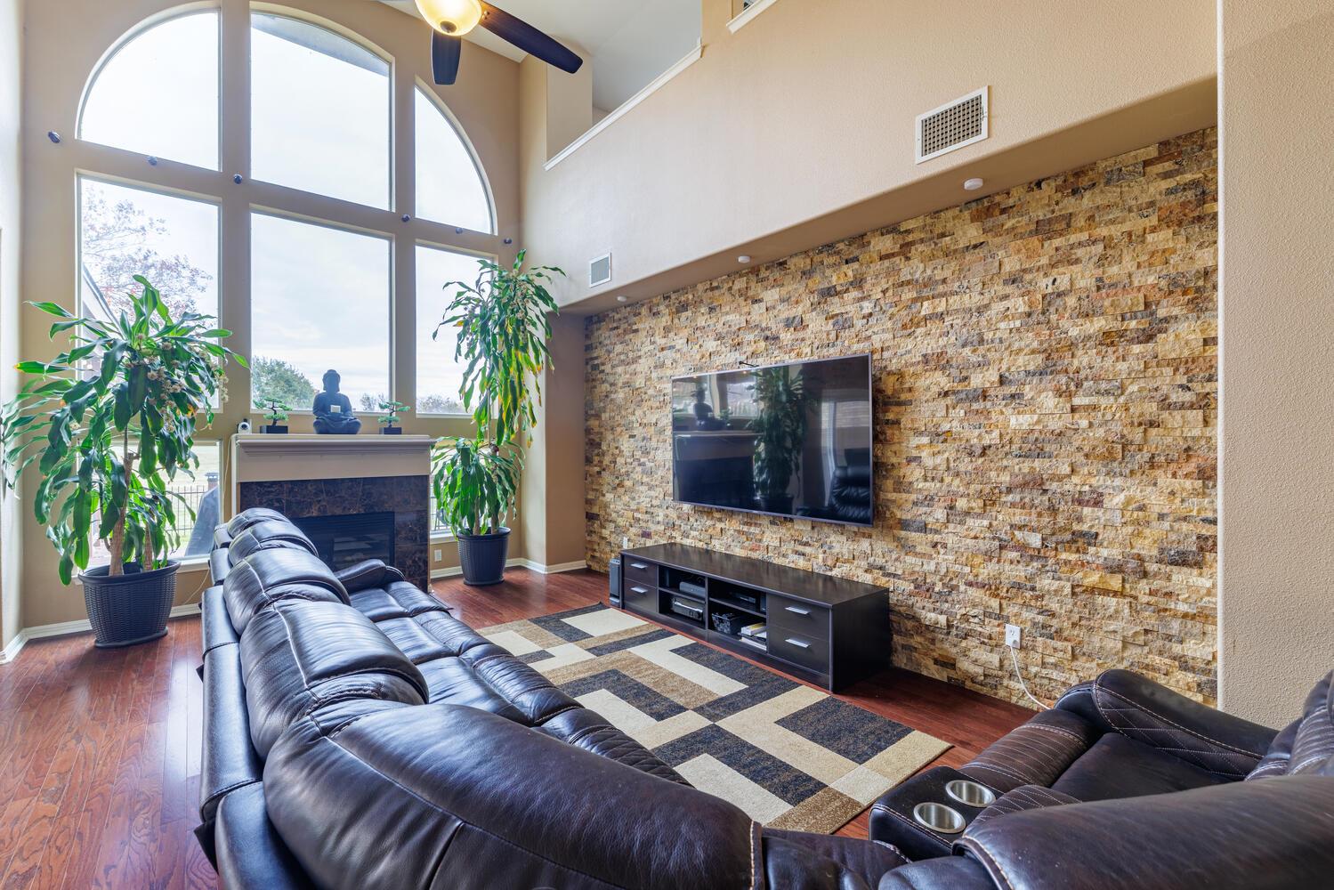 3840 Harvey Penick DR