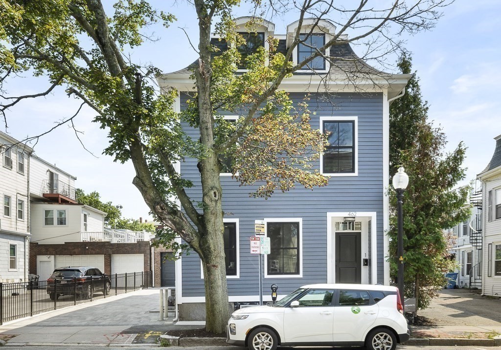 462 Cambridge Street Unit: 2