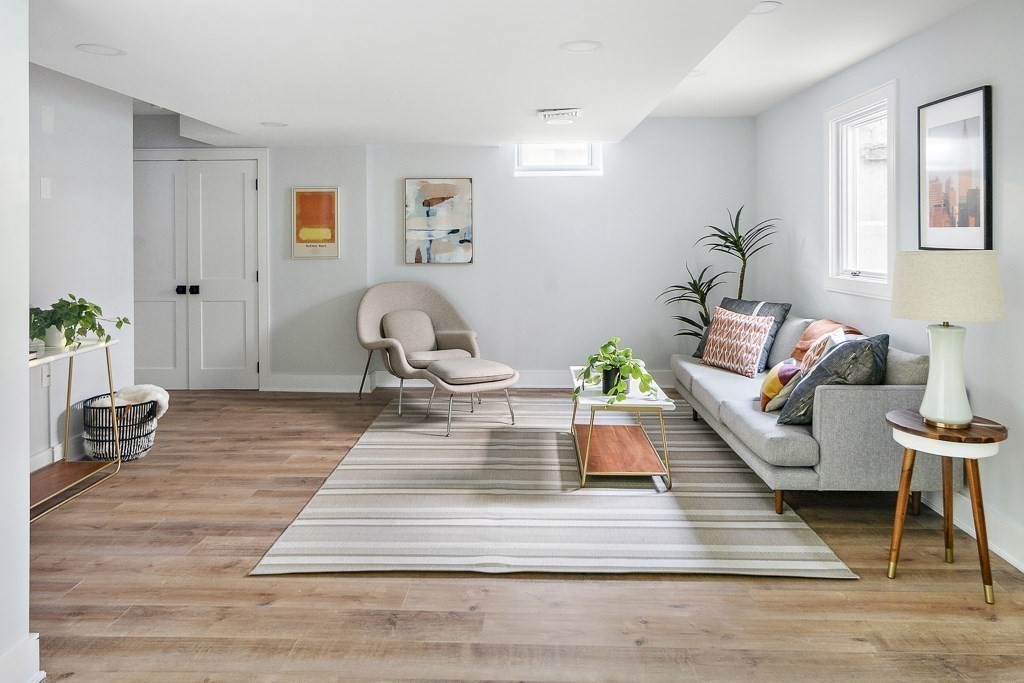 462 Cambridge Street #1