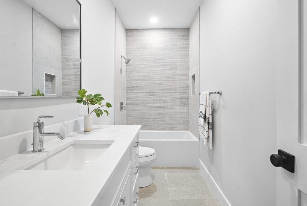 462 Cambridge Street #1