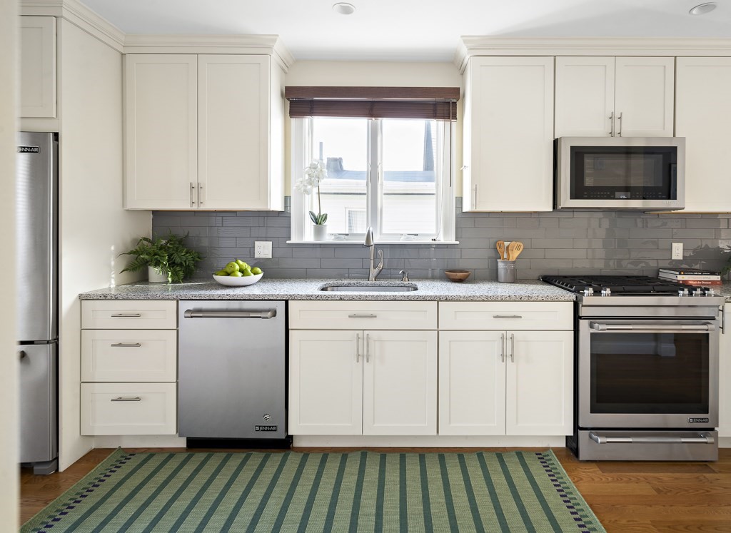 59 Berkeley Street # 2