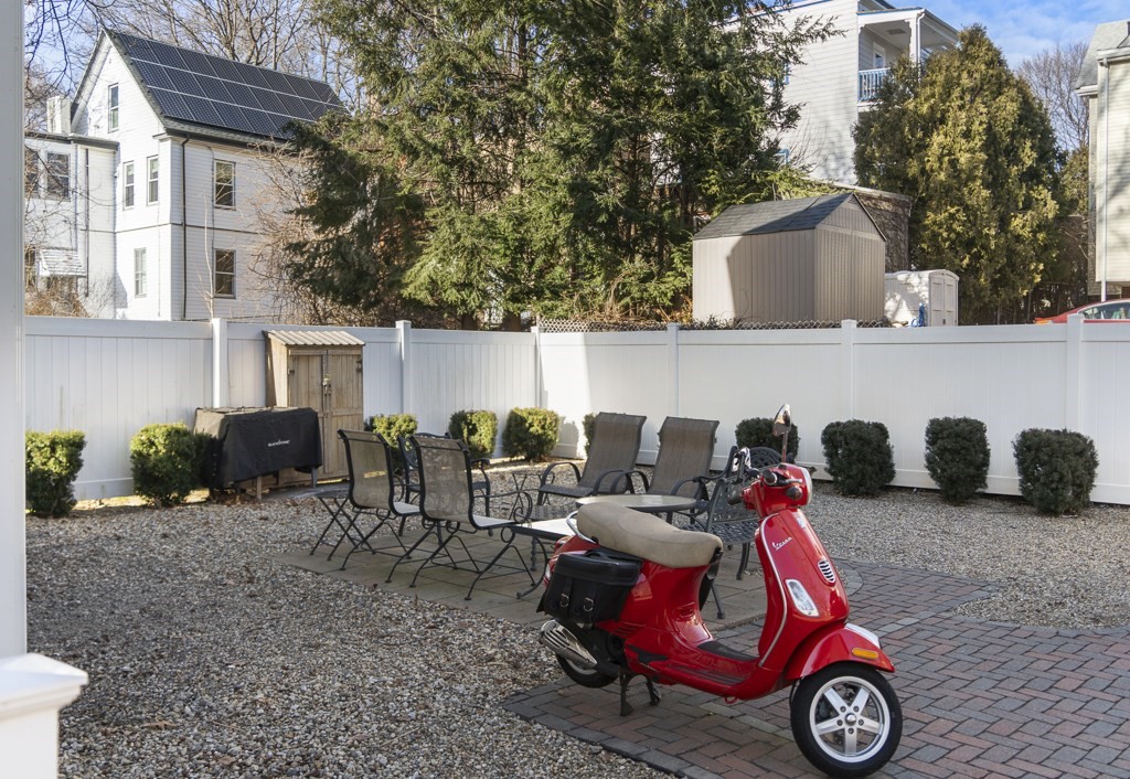 59 Berkeley Street # 2