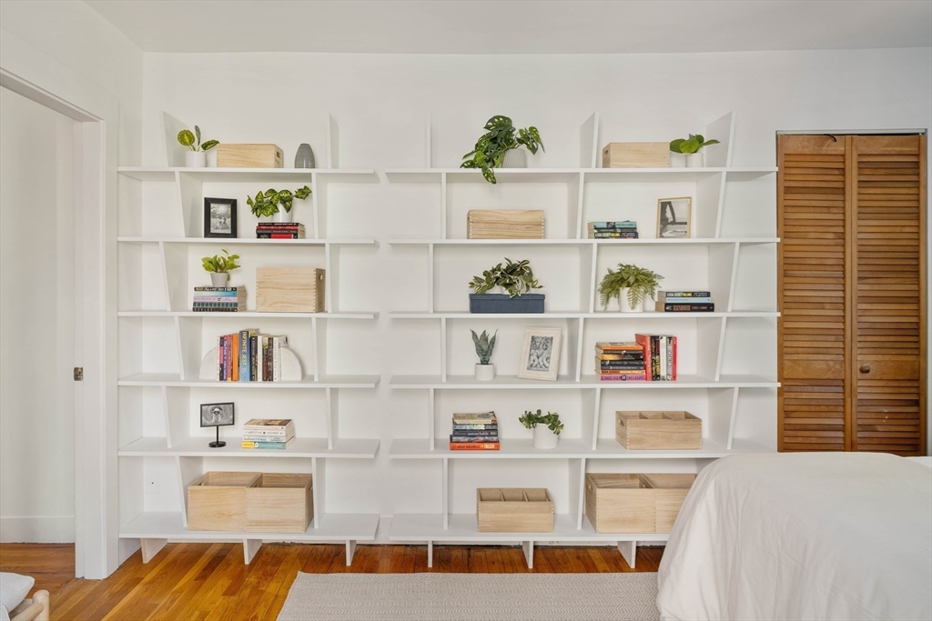 63 Magnolia Avenue # 2