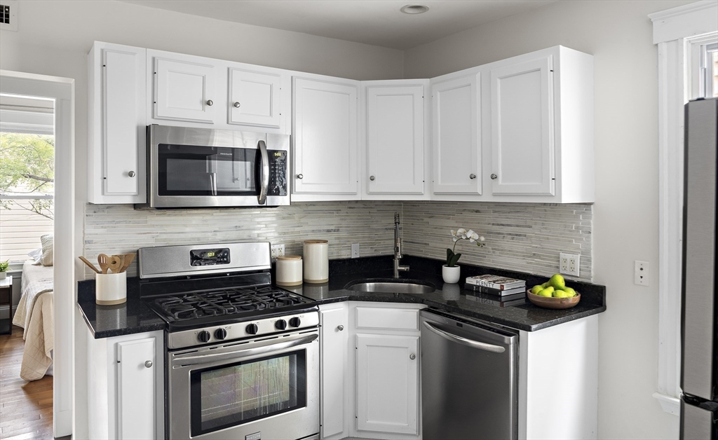 233 Cardinal Medeiros Avenue # 1