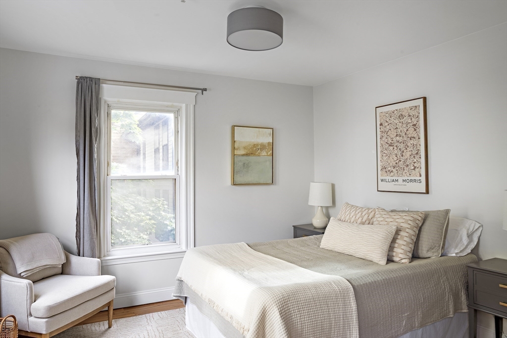 233 Cardinal Medeiros Avenue # 1