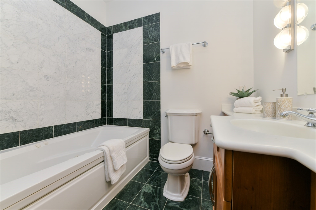 11 Blackstone Street # 9