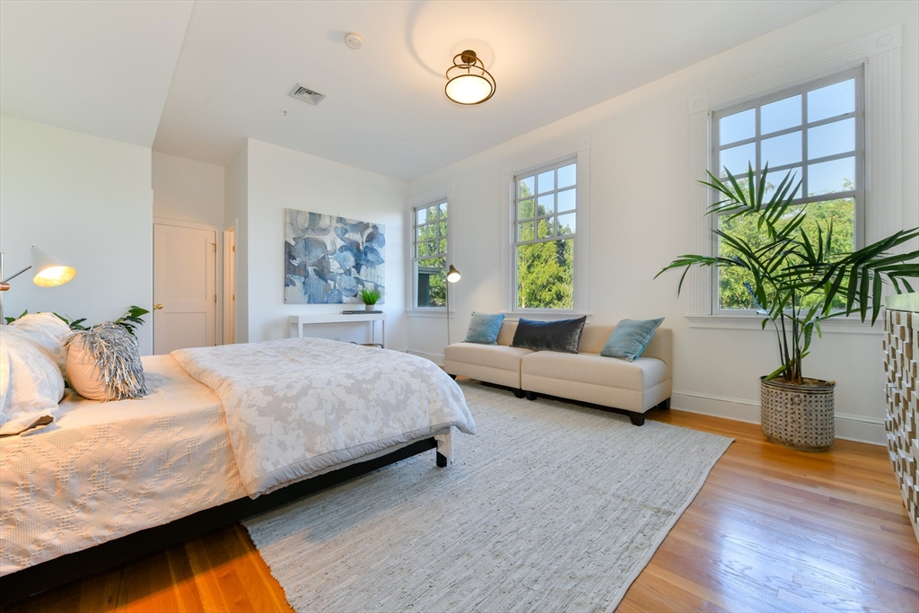 11 Blackstone Street # 9