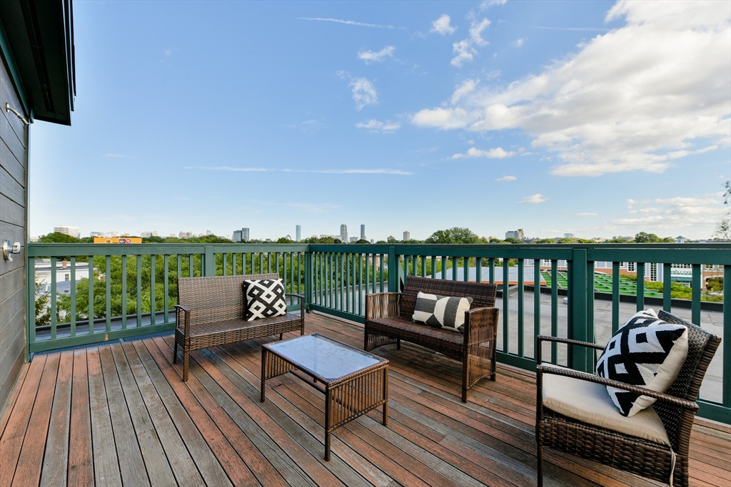 11 Blackstone Street # 9